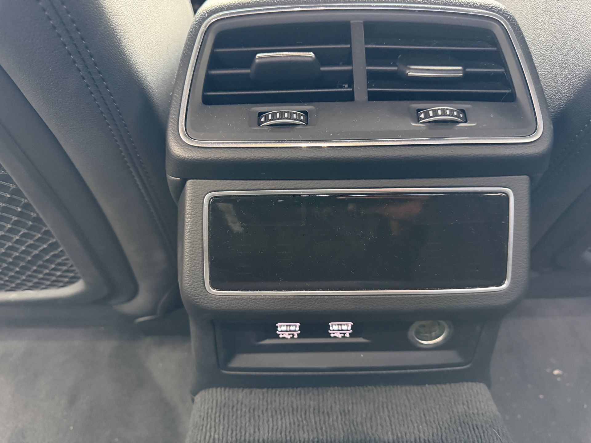 Audi A6 2.0 50 TFSIe 299ch “S Line”