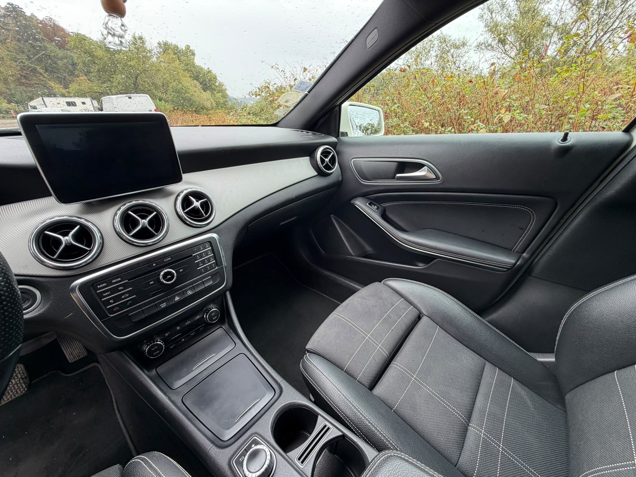 Mercedes-Benz GLA 220 D 177ch business