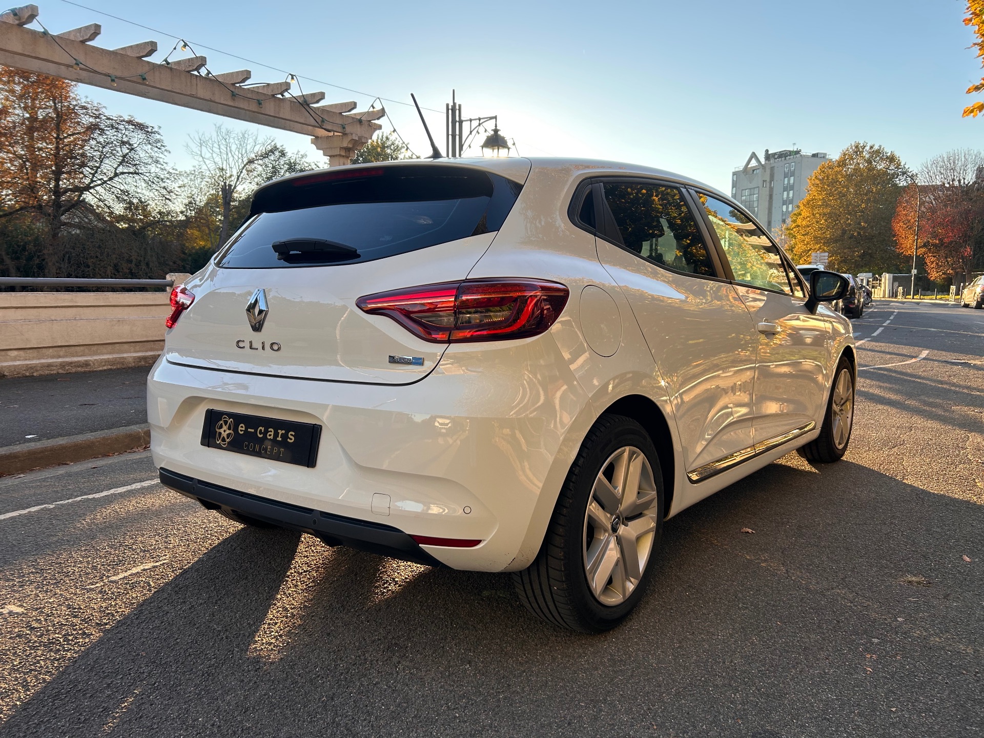 Renault Clio V 1.6 etech 140ch
