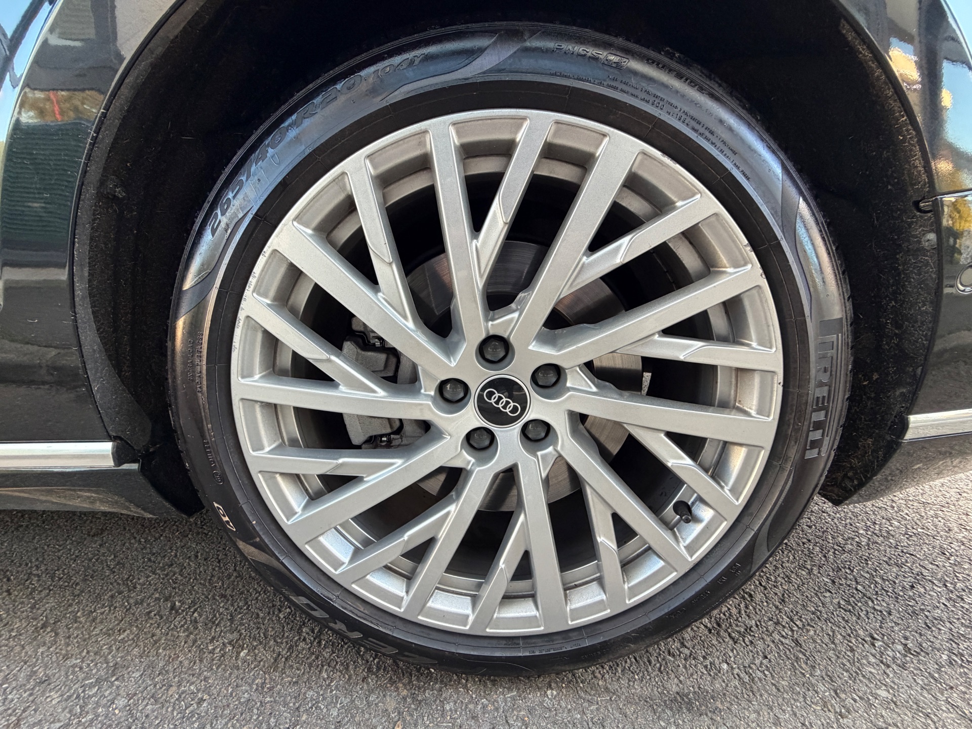 Audi A8 60 TFSI 462ch “Avus Extended”