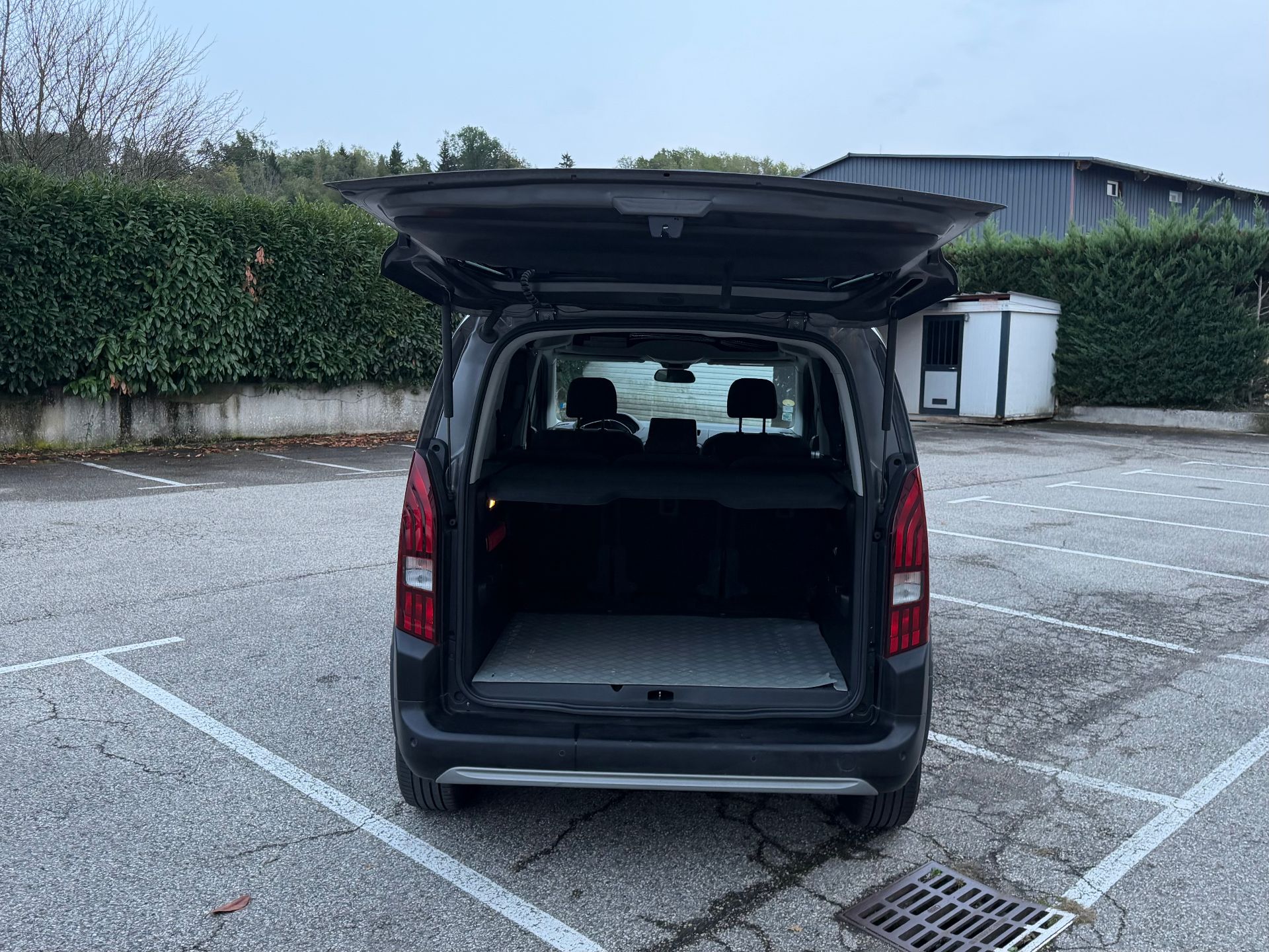 Peugeot Rifter 1.5HDI 130ch GT LINE