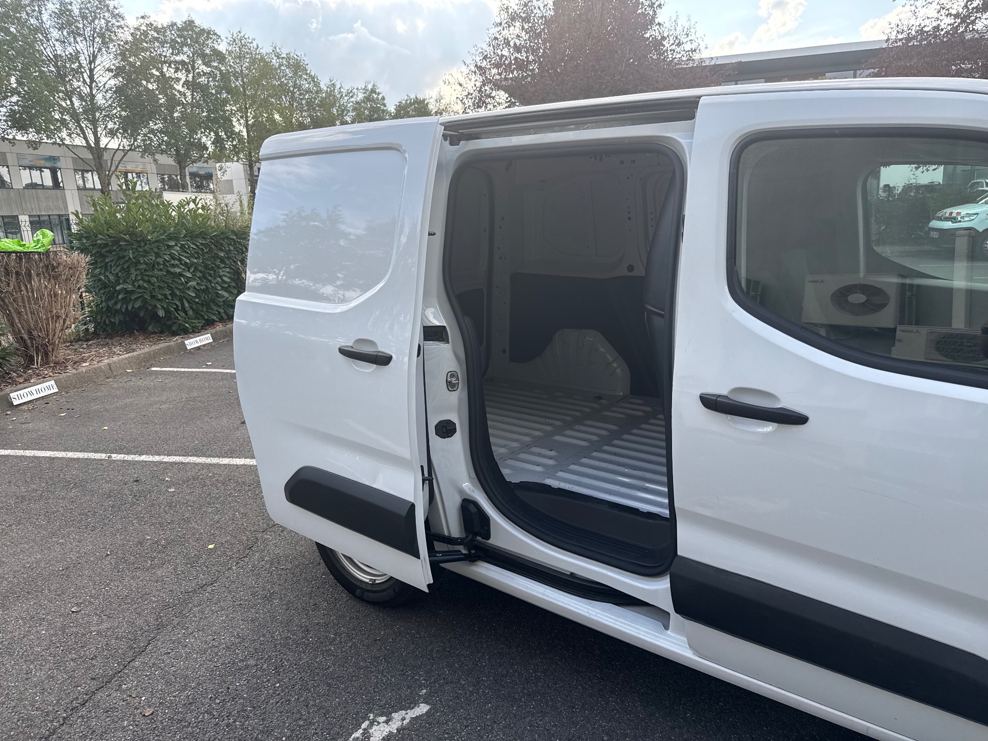 Peugeot Partner 1.5 BlueHDi 131ch Premium