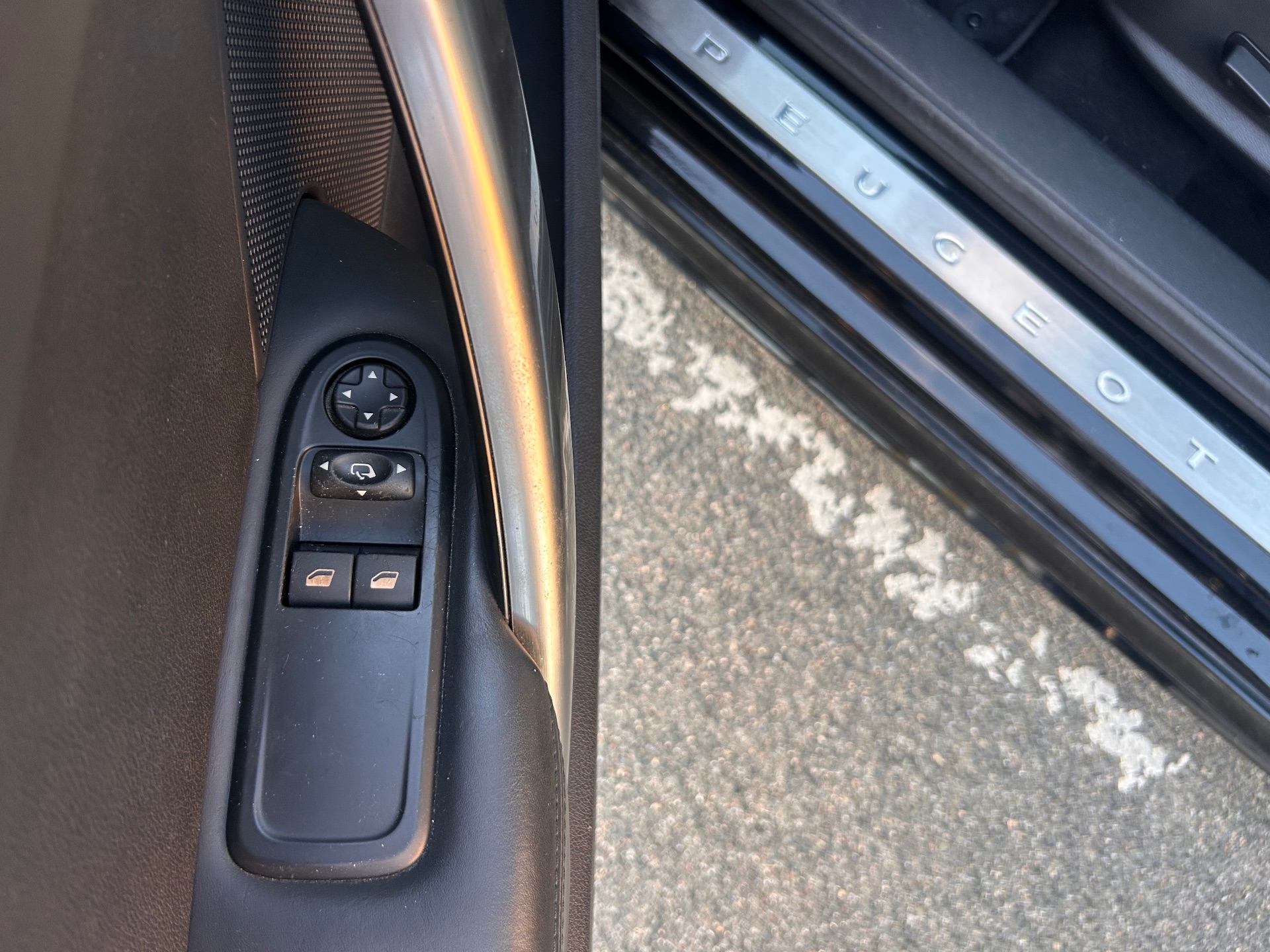 Peugeot RCZ 1.6 thp 200ch