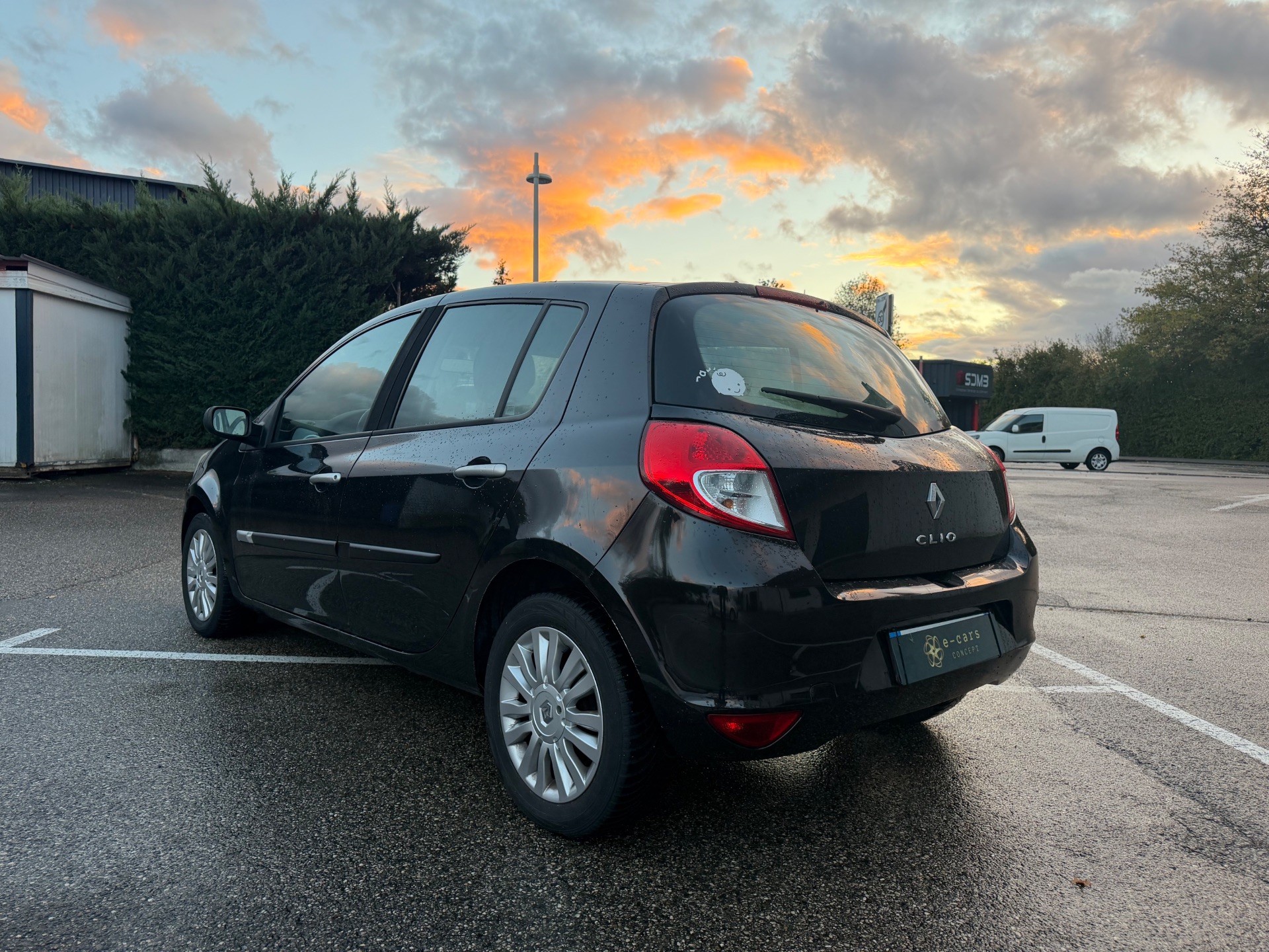 Renault Clio III 1.2 75ch