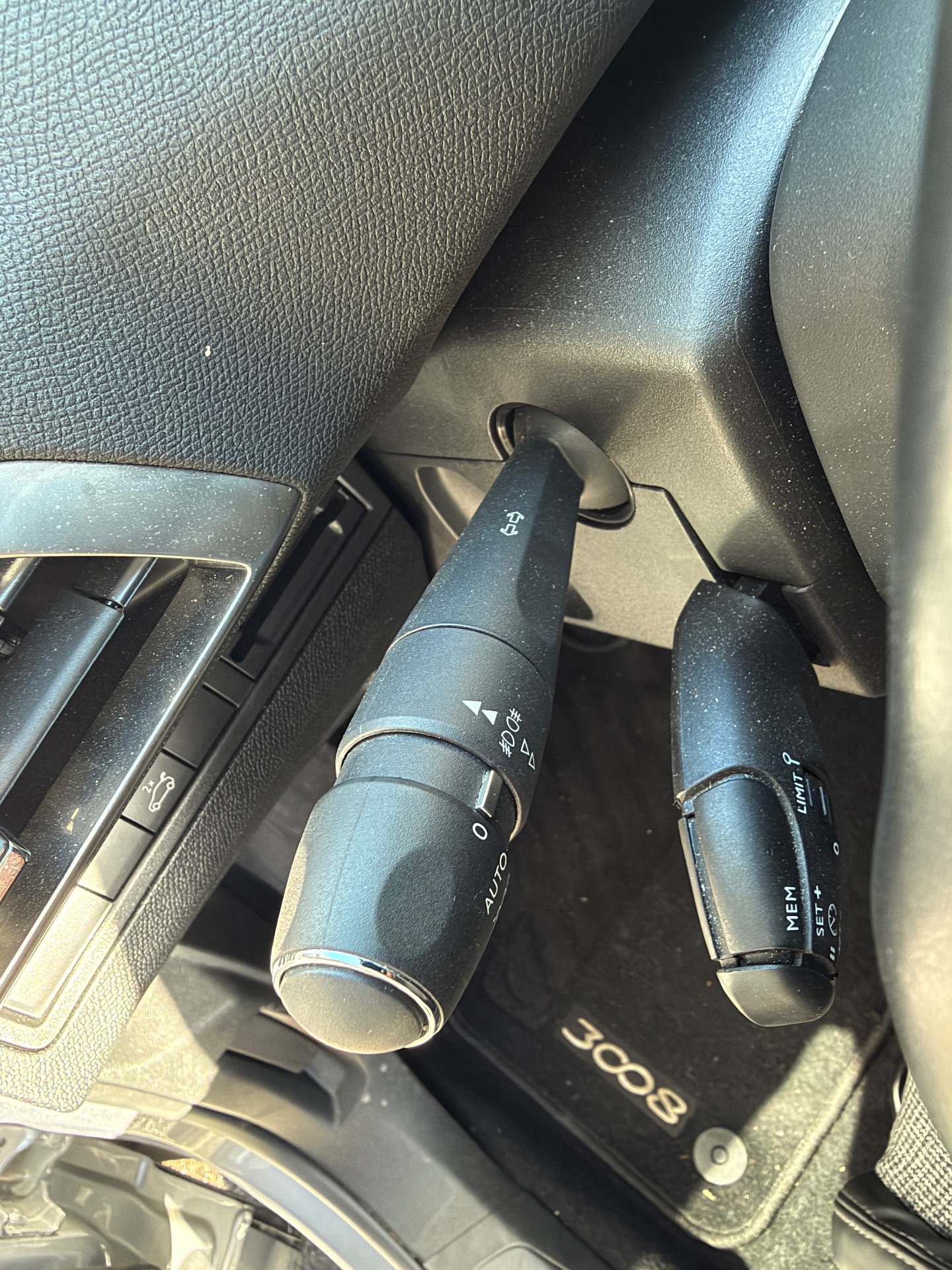 Peugeot 3008 1.2 THP Puretech 130ch “Allure”
