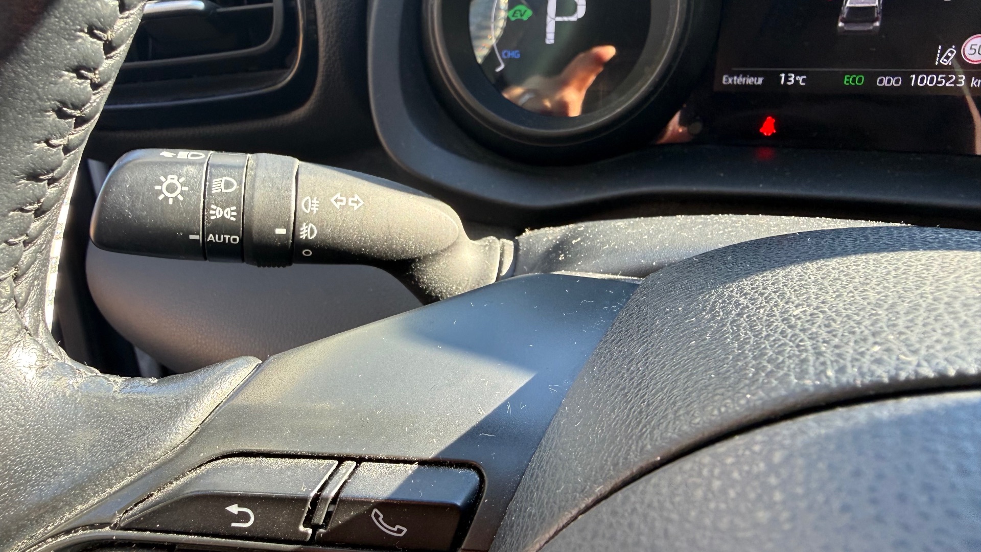 Toyota Yaris hybrid 136ch Design