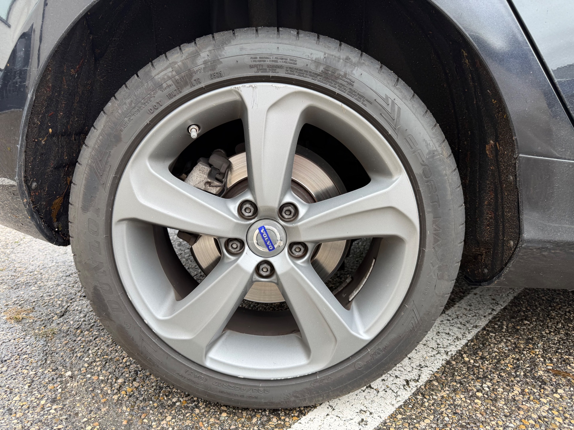 Volvo V40 1.6 122ch MOMENTUM