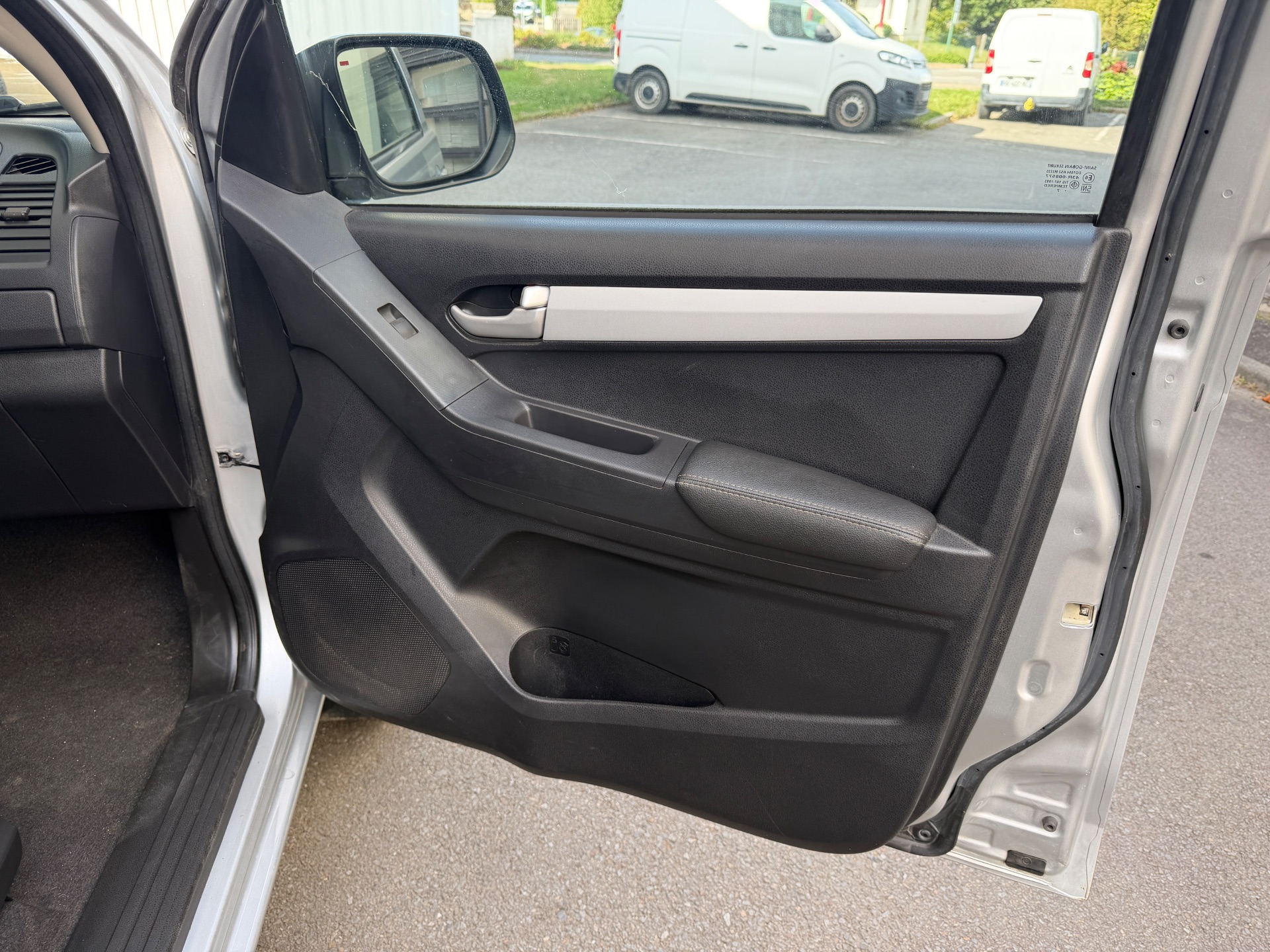 isuzu D-MAX 1.9 DDi 164ch “Planet”