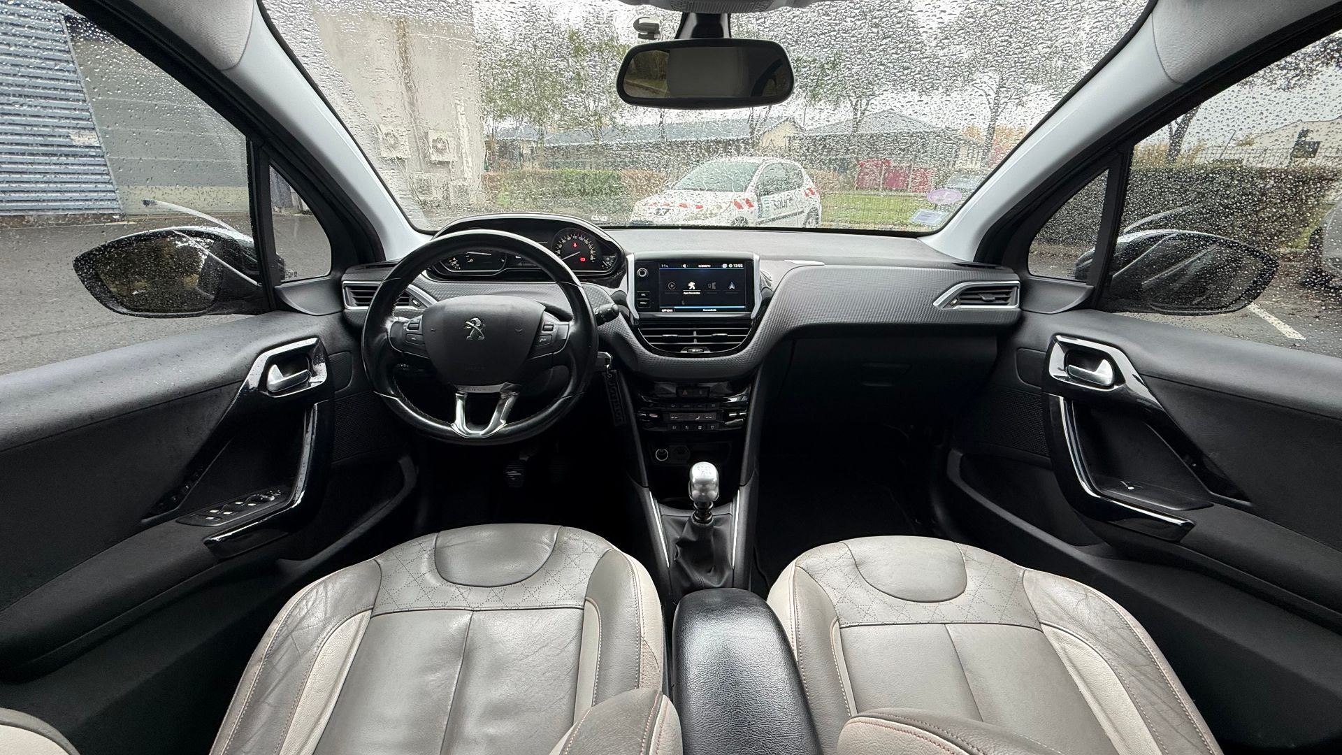 Peugeot 208 1.2 puretech Allure