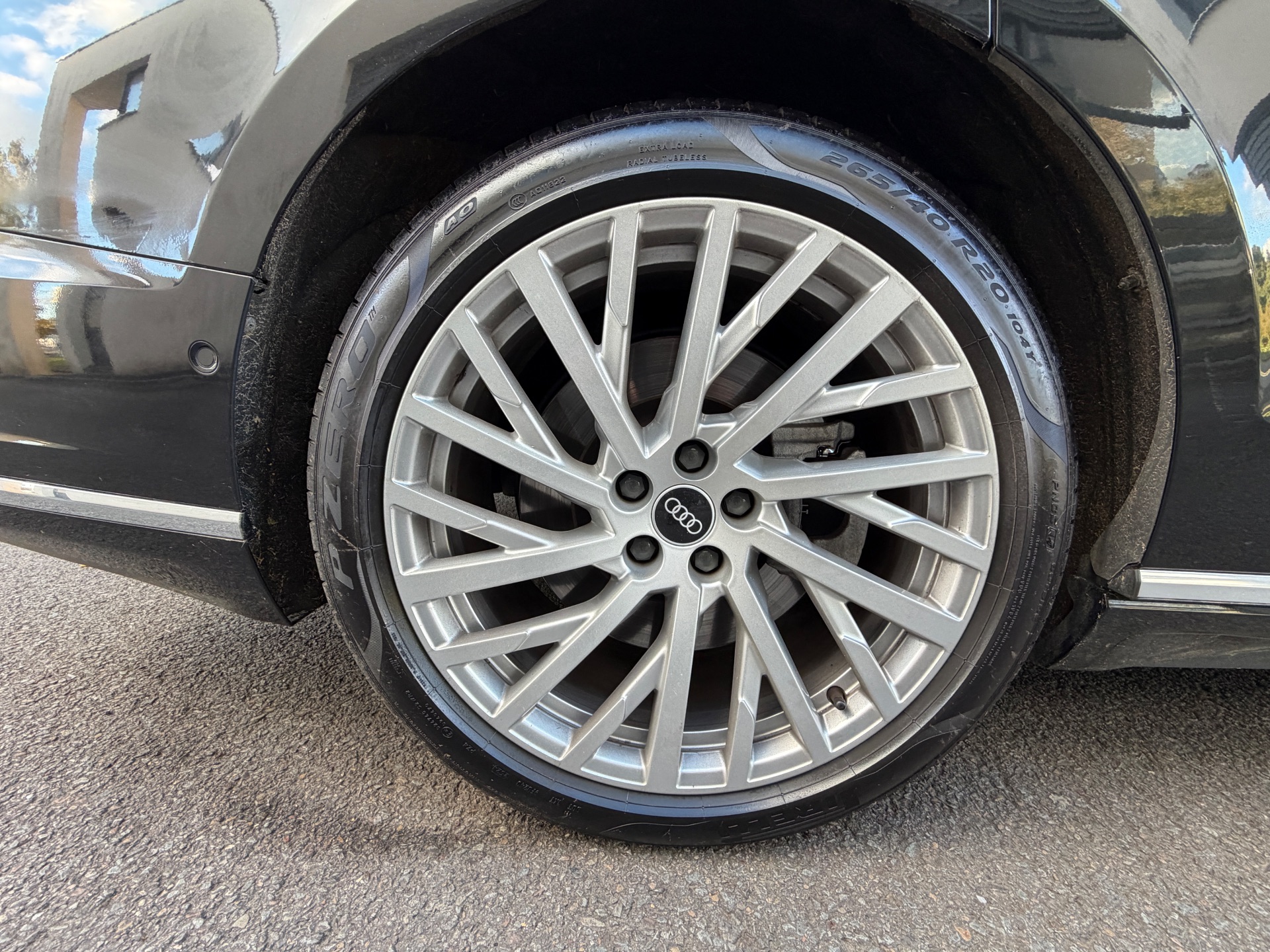 Audi A8 60 TFSI 462ch “Avus Extended”