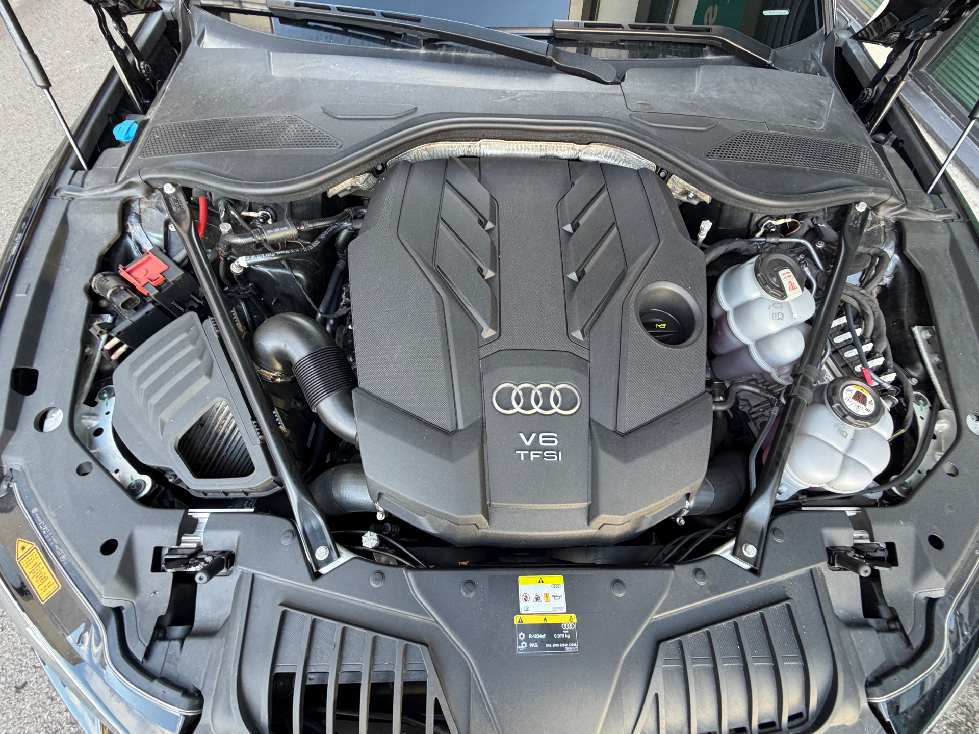 Audi A8 60 TFSI 462ch “Avus Extended”