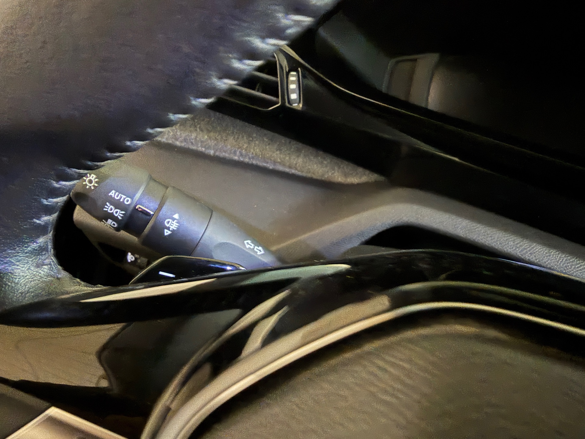 Peugeot 408 1.2 THP Puretech 130ch “Allure Pack”