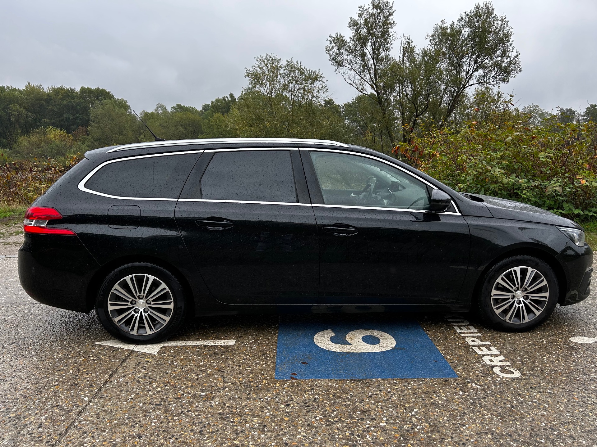 Peugeot 308 1.5 BLUEHDI 130ch Allure