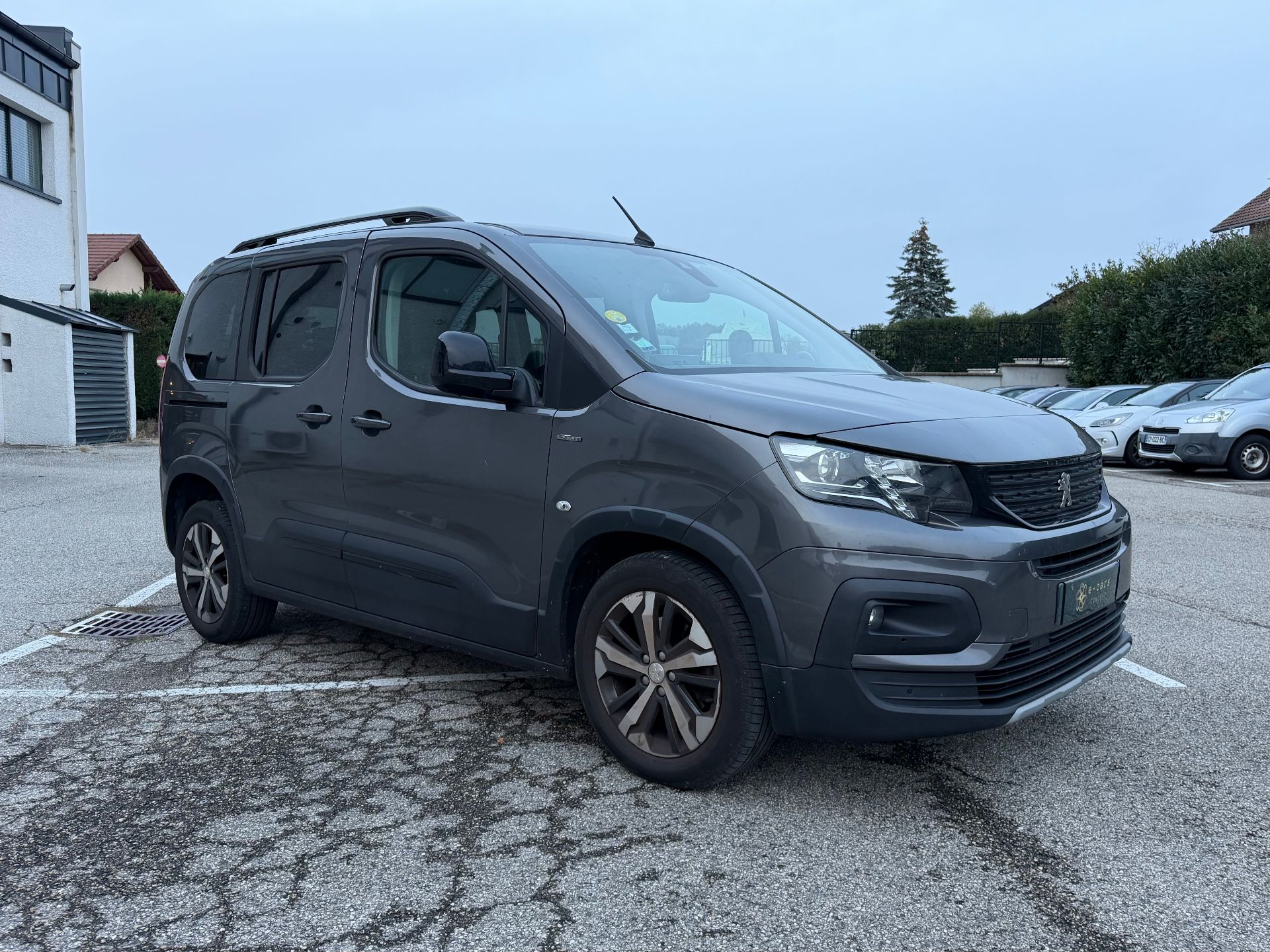 Peugeot Rifter 1.5HDI 130ch GT LINE