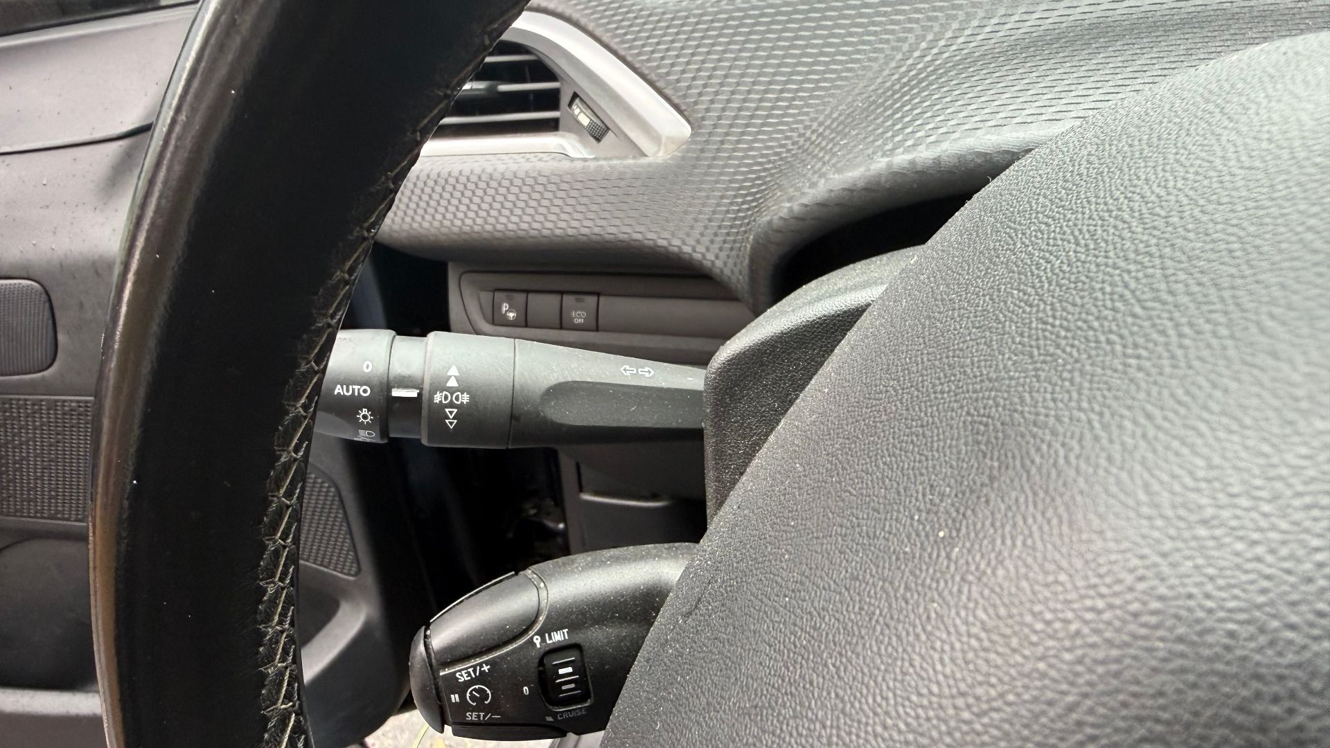 Peugeot 208 1.2 puretech Allure