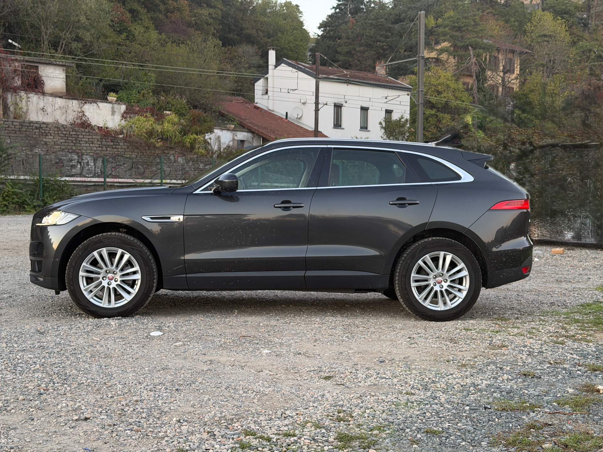 Jaguar F-Pace 2.0 D 180ch Portfolio 4X4
