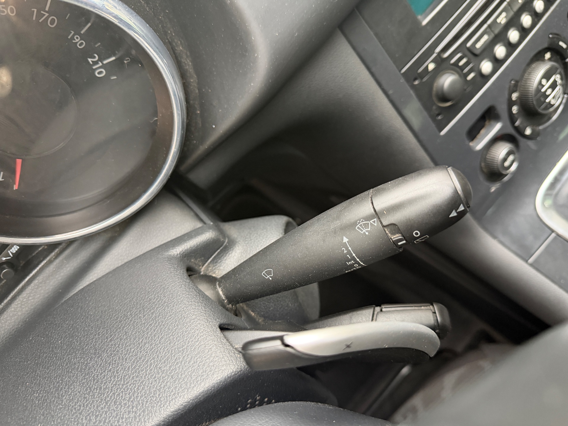 Peugeot 3008 1.6 e-HDi 112ch “Active”