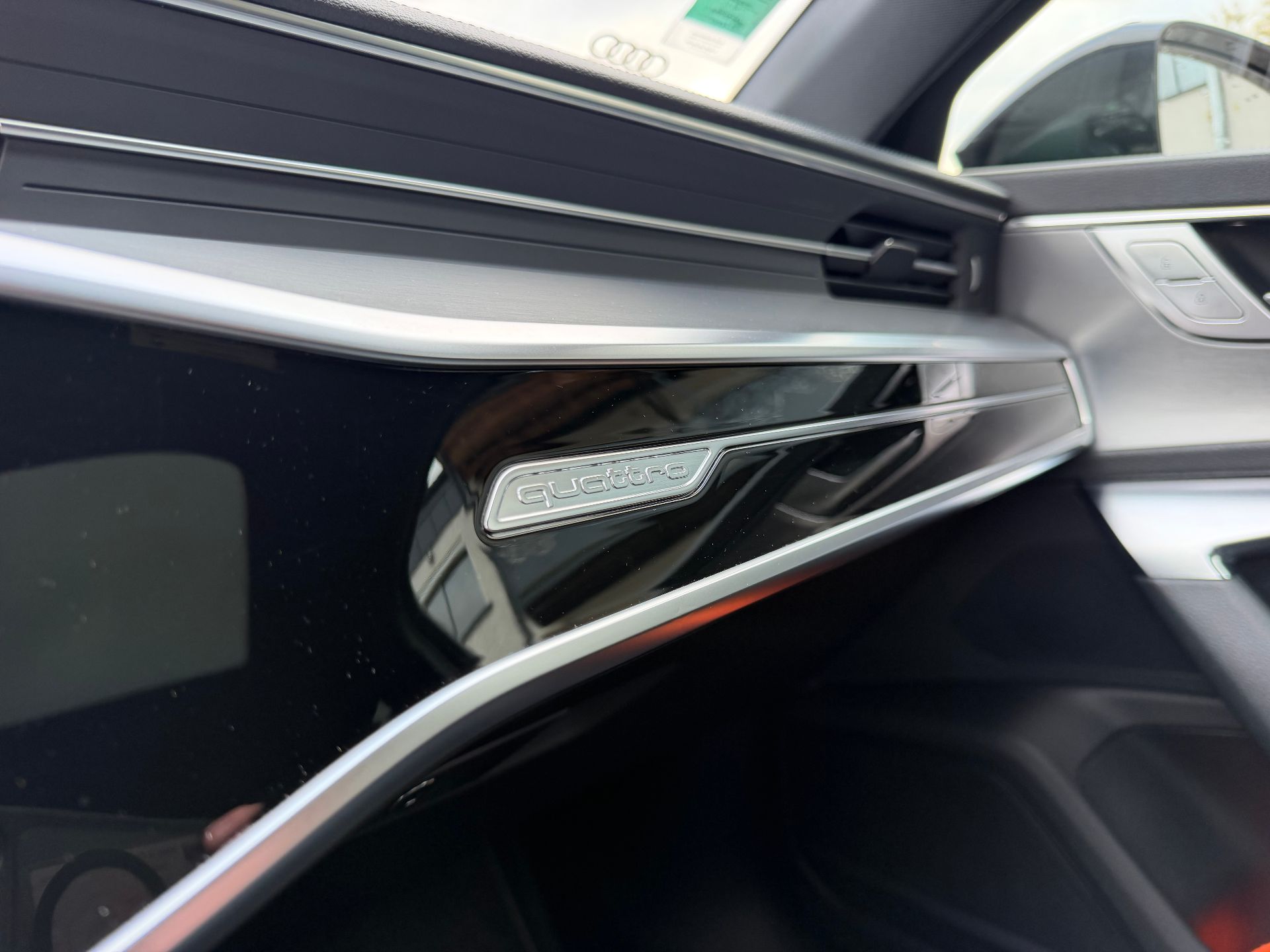 Audi A6 55 tfsi 367ch Sline compétition