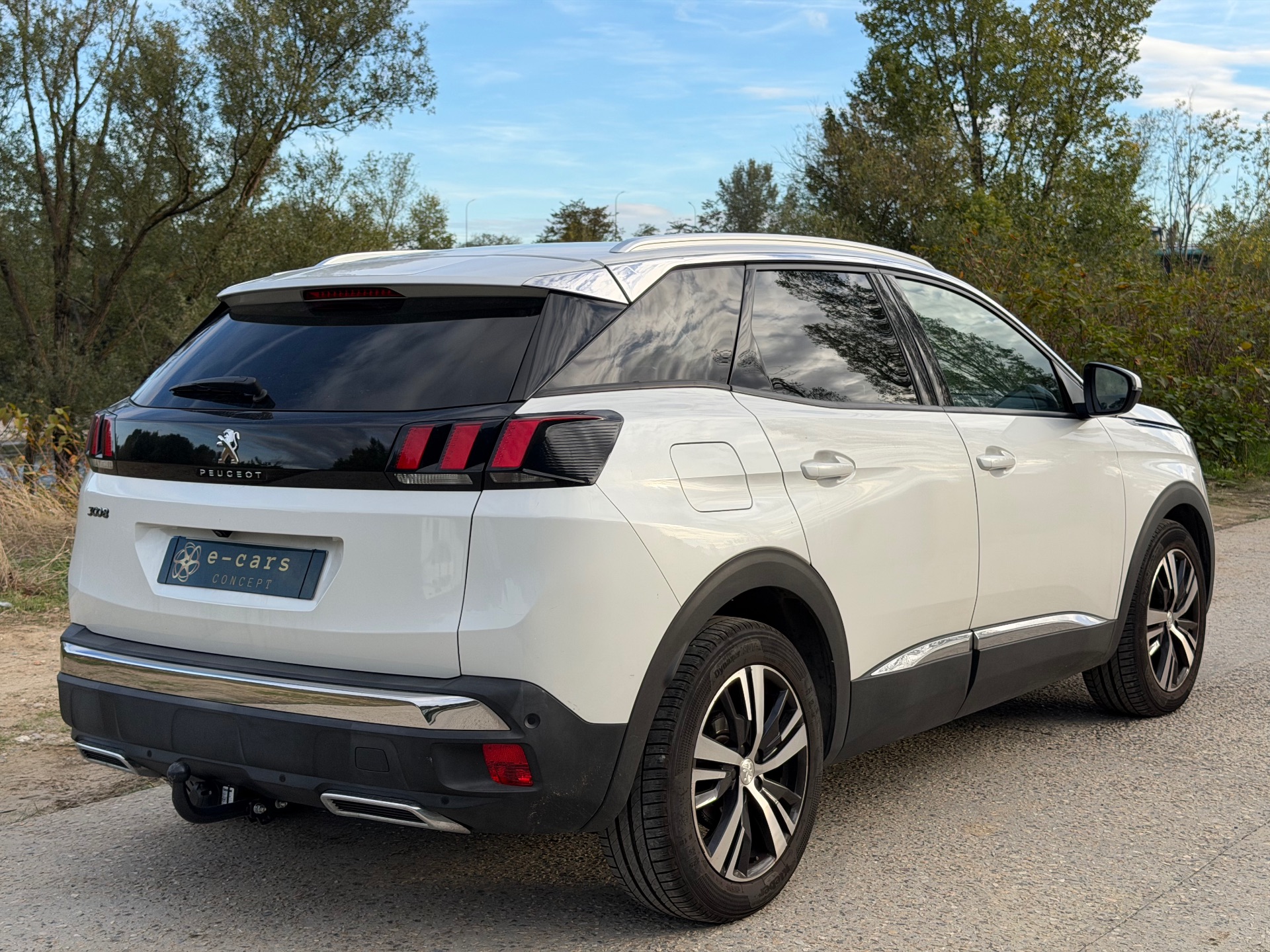 PEUGEOT 3008 1.2 puretech 130ch Allure