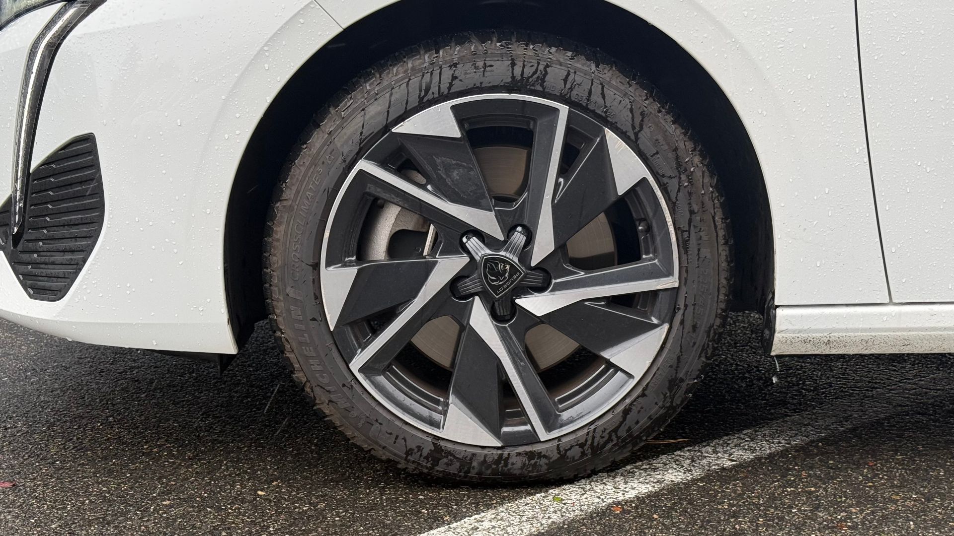 Peugeot 308 PHEV 1.6 THP 180ch Allure