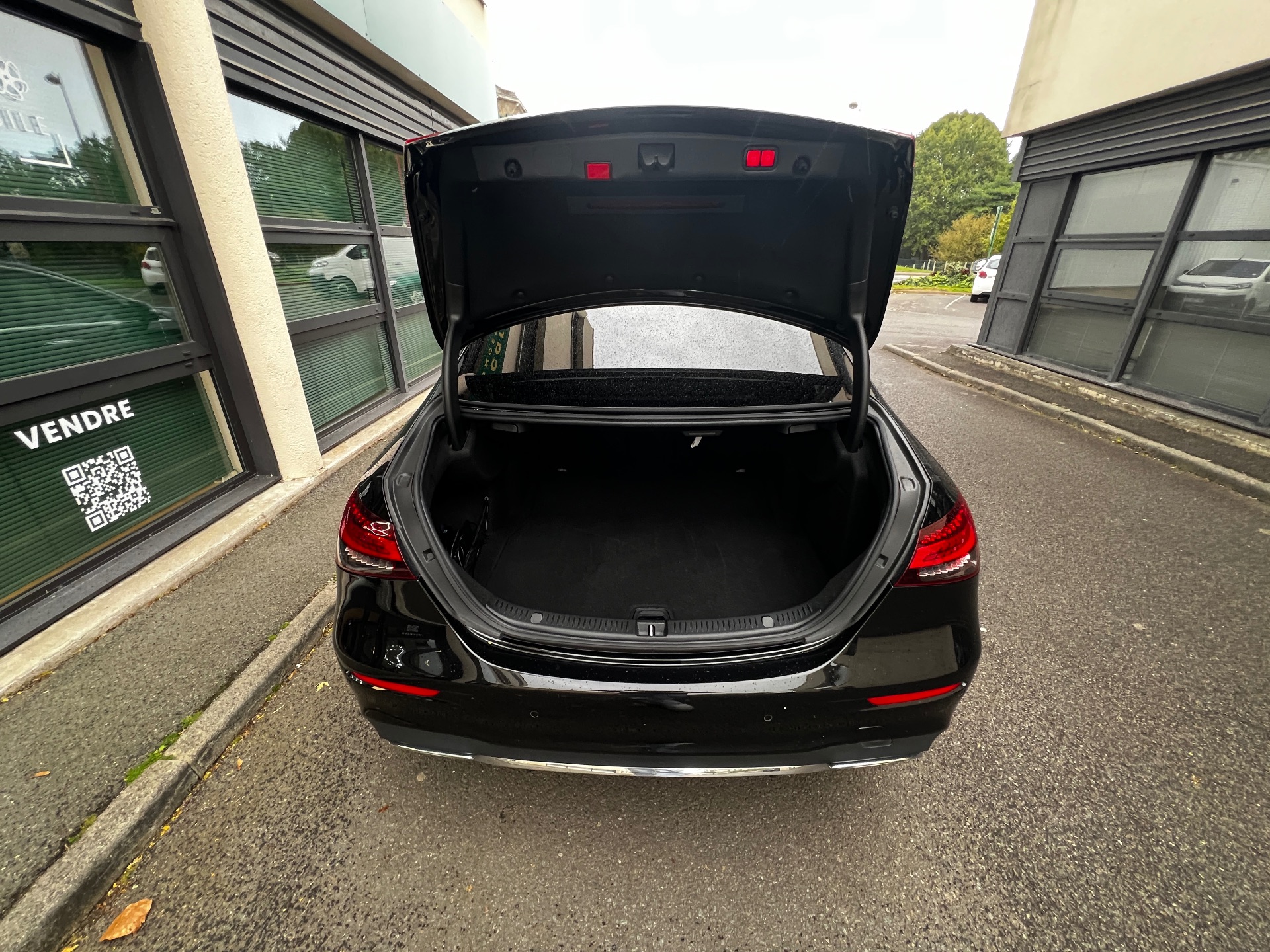 MERCEDES-BENZ Classe E 220 D 194ch AMG-Line+