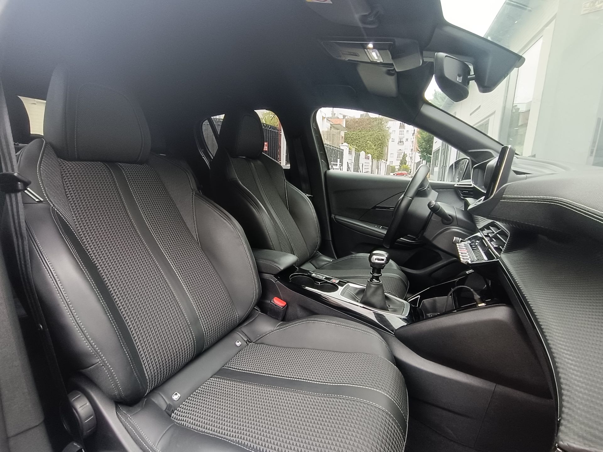 Peugeot 208 1.2 100ch GT LINE