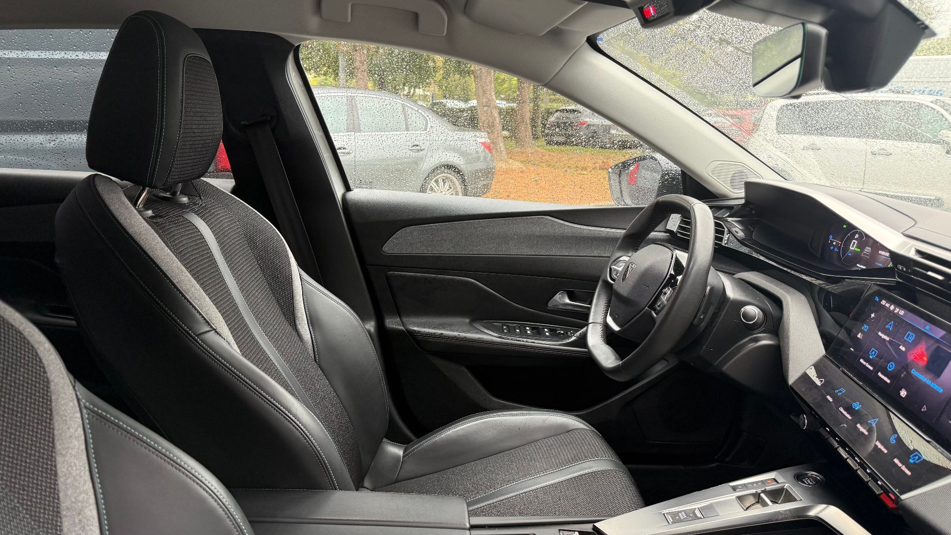 Peugeot 308 PHEV 1.6 THP 180ch Allure