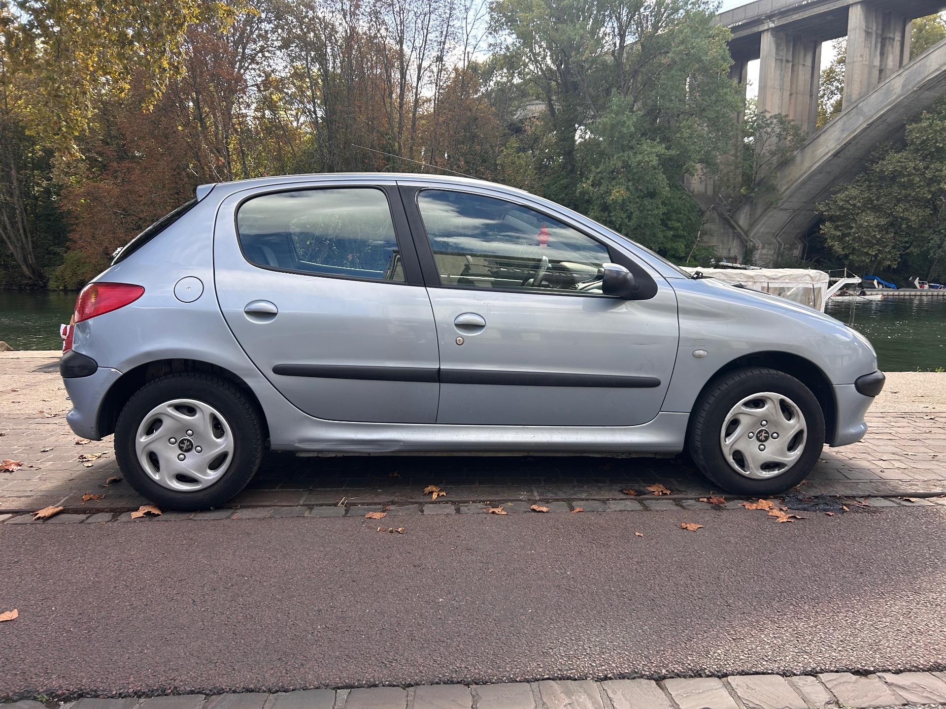 Peugeot 206 1.4 essence 75ch X line clim