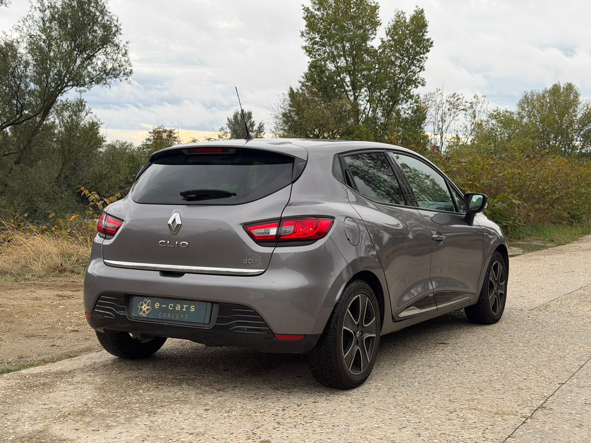 renault clio 4 1.5 dci 75ch limited