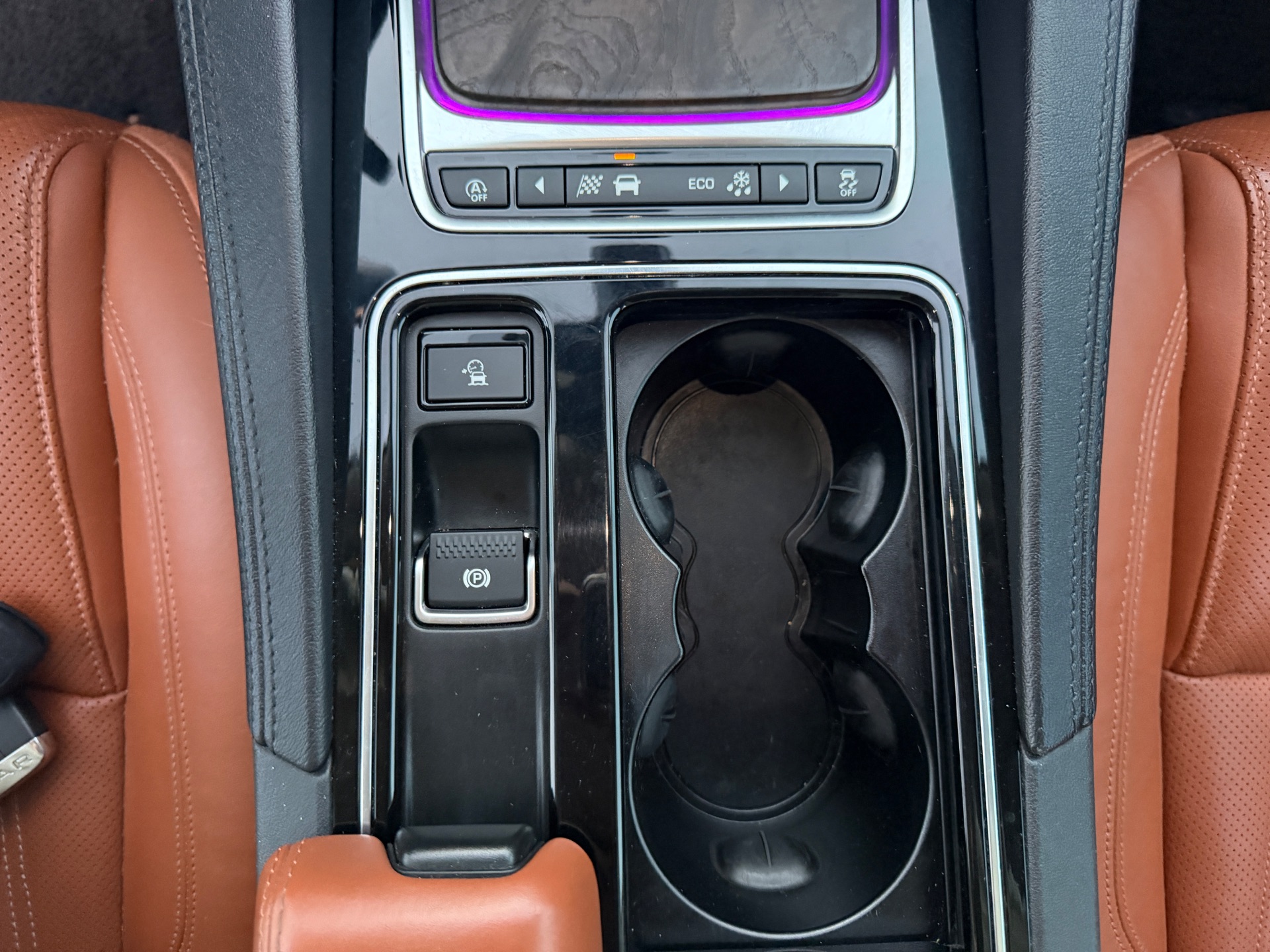 Jaguar F-Pace 2.0 D 180ch Portfolio 4X4