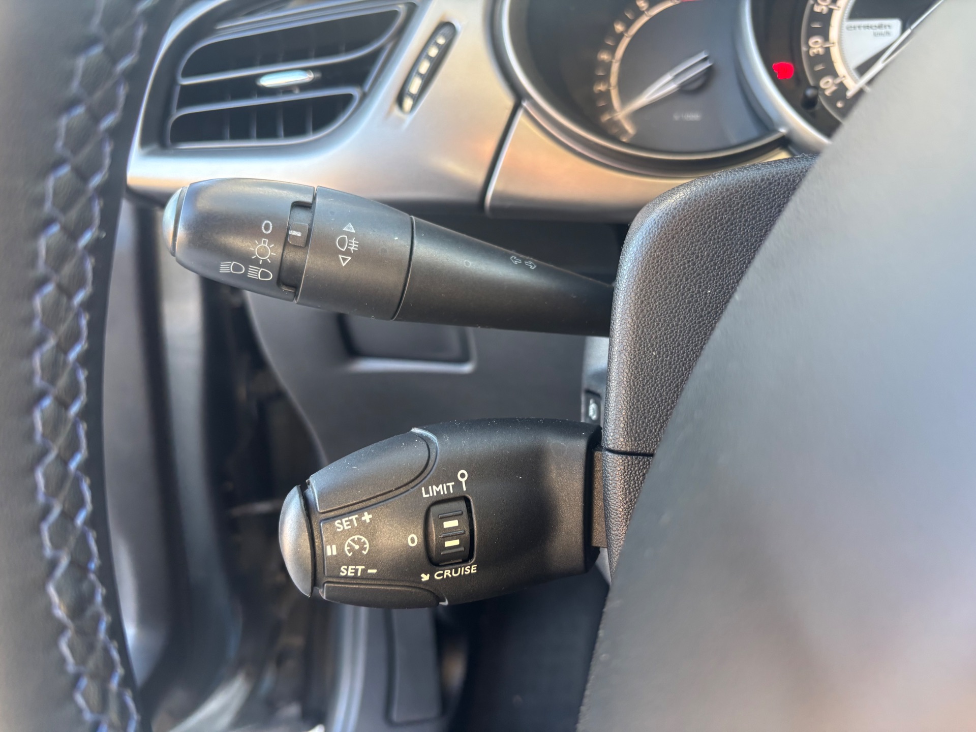 citroen 2013 1.0vti 68ch confort