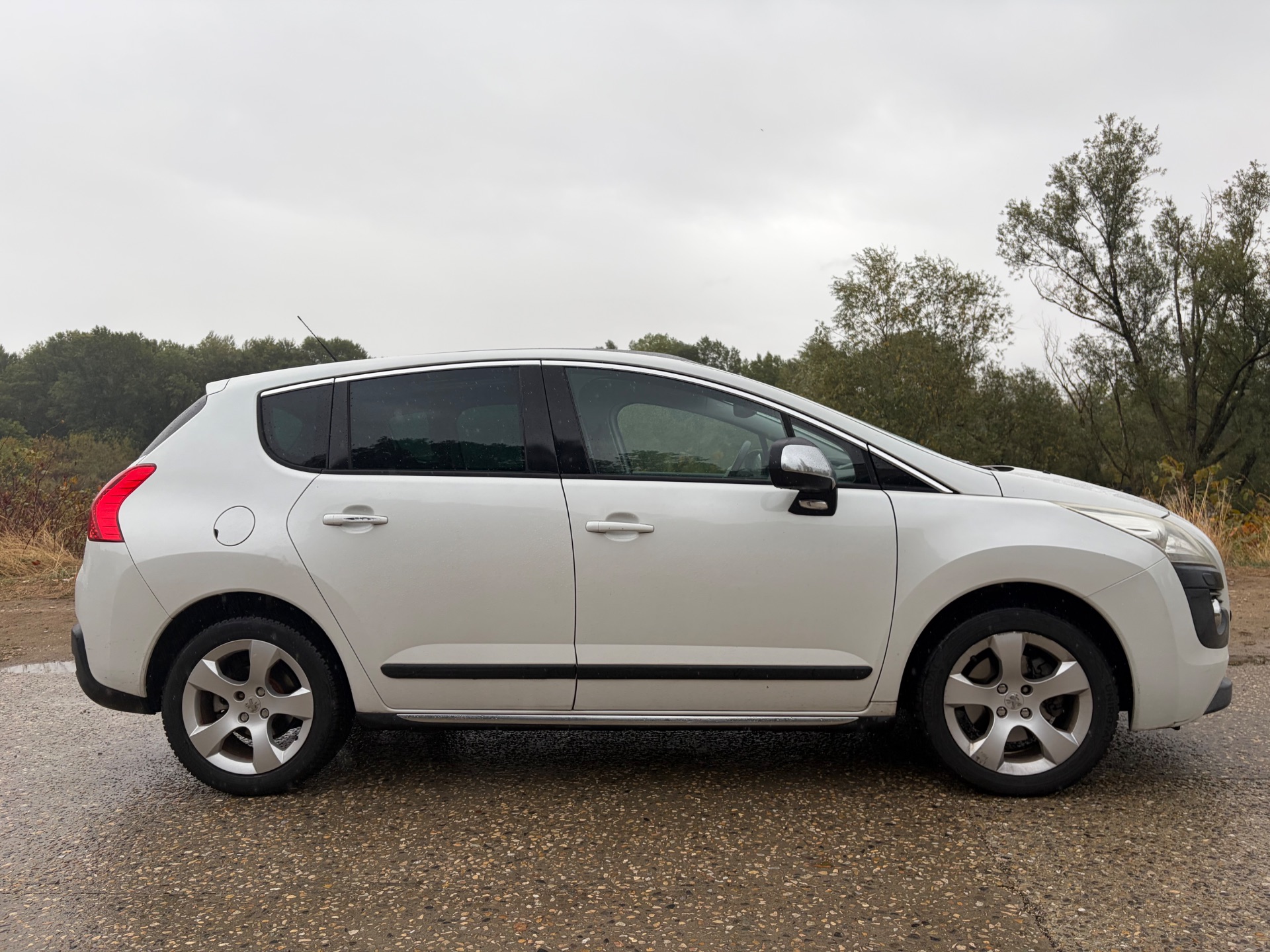 peugeot 3008 1.6thp 156ch prenium