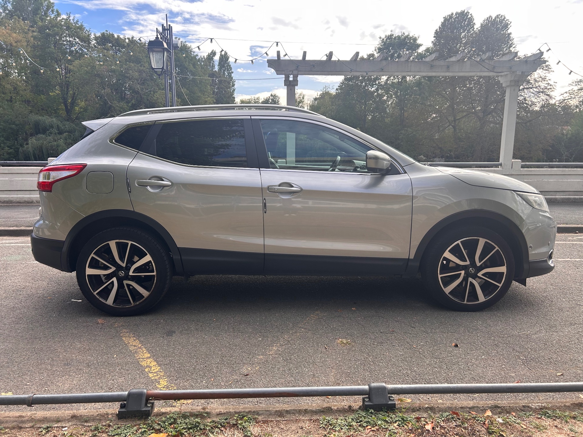 Nissan Quashqai 1.2 dig 115ch techna