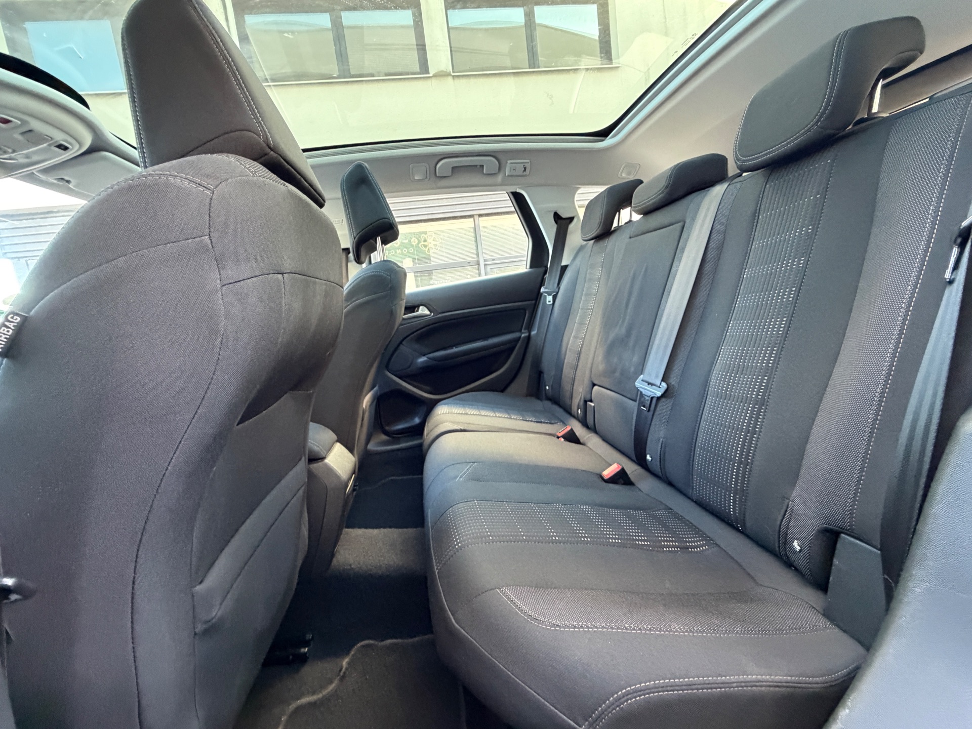 Peugeot 308 SW 2.0 BlueHDI 150ch “Allure Business”