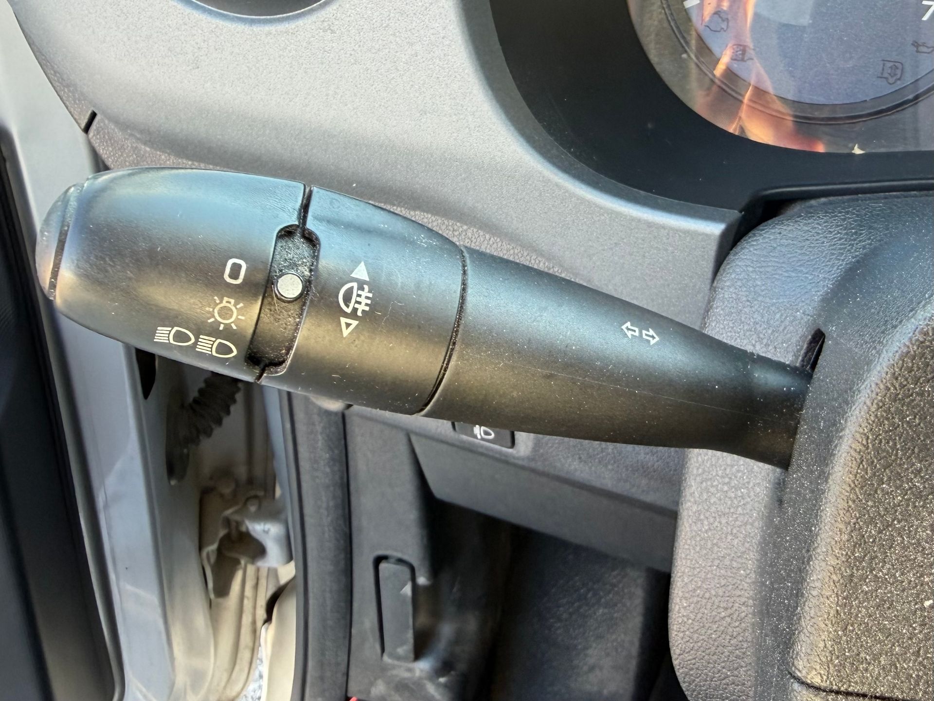 Peugeot Partner 1.6 HDI 115ch TEPEE