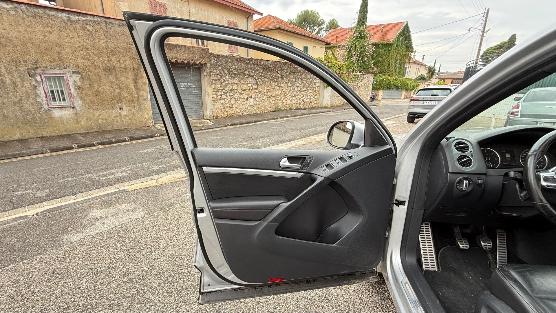 Volkswagen Tiguan 2.0 TDI 150ch R-LINE