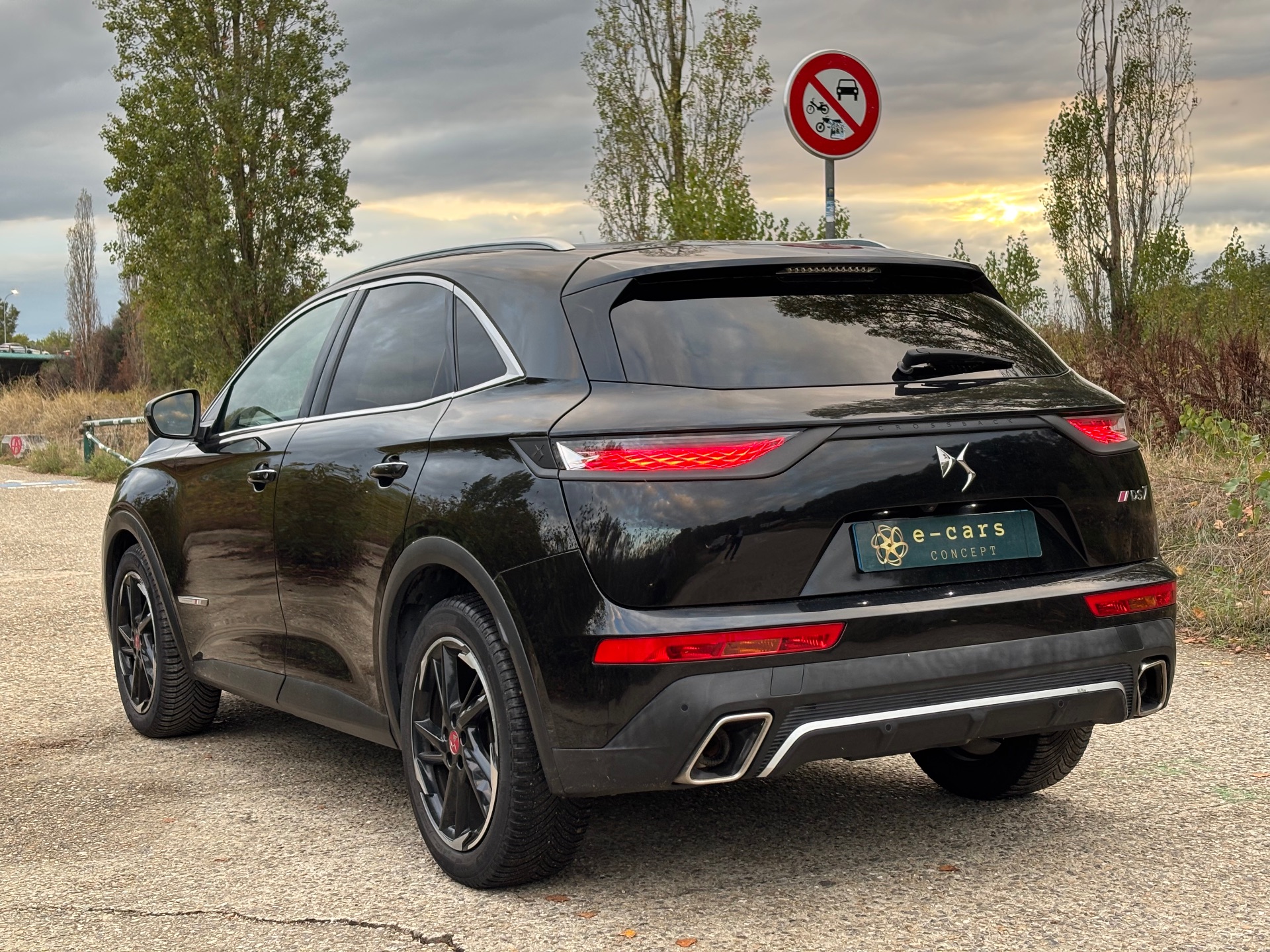 DS DS7 1.6 THP (chaines de distribution) 225ch performance line +