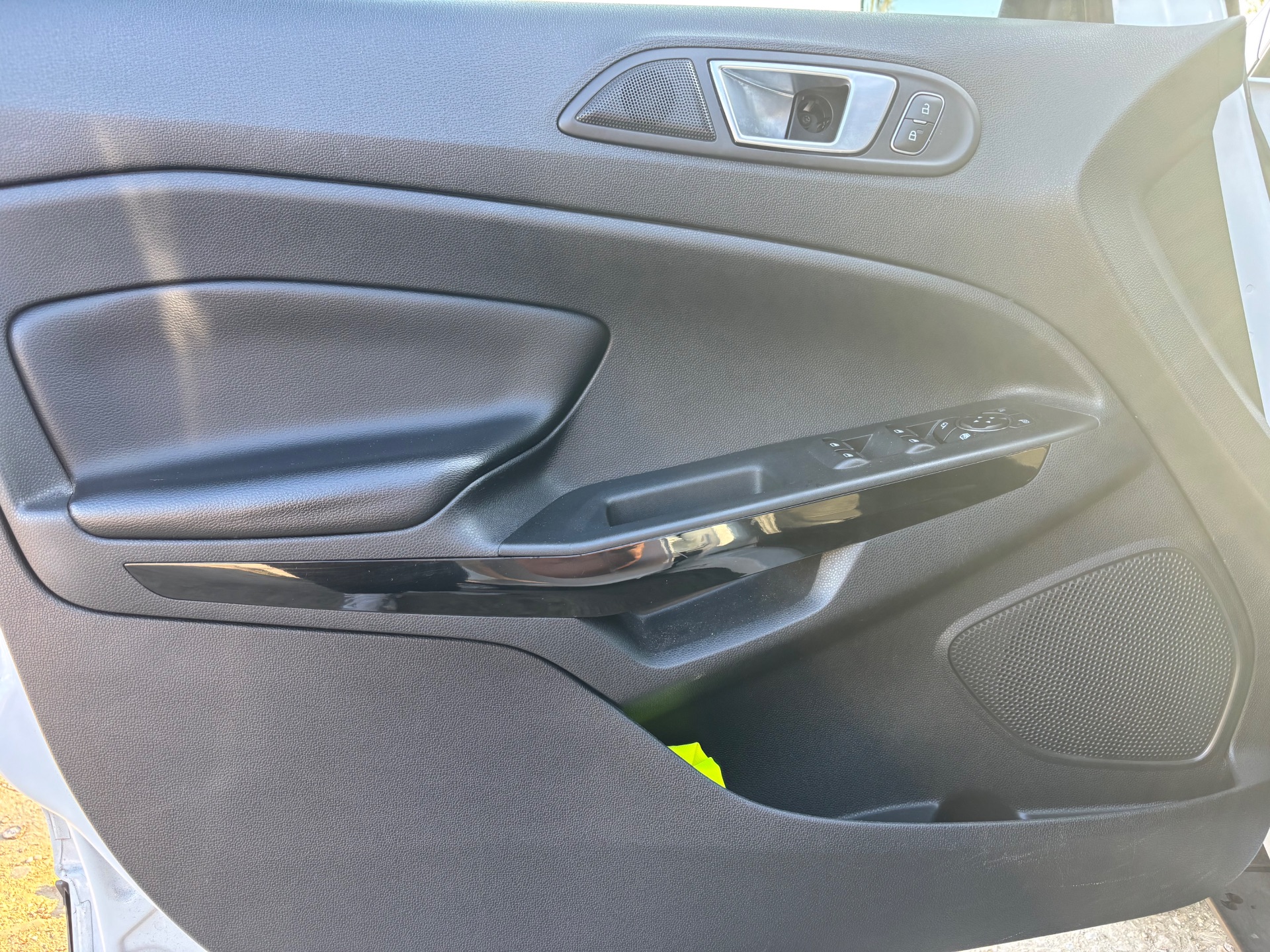 FORD ECOSPORT 1.0 ecoboost 125ch titanium
