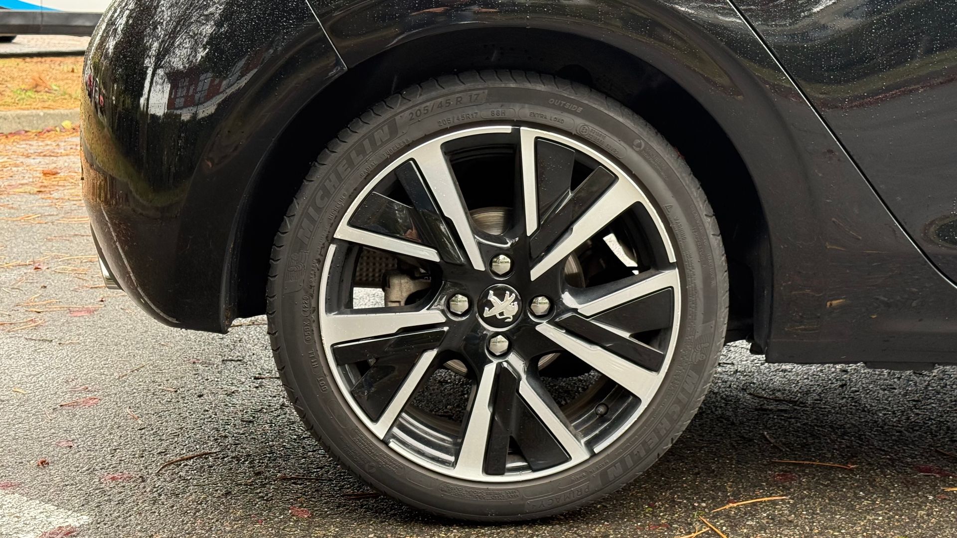 Peugeot 208 1.2 puretech Allure