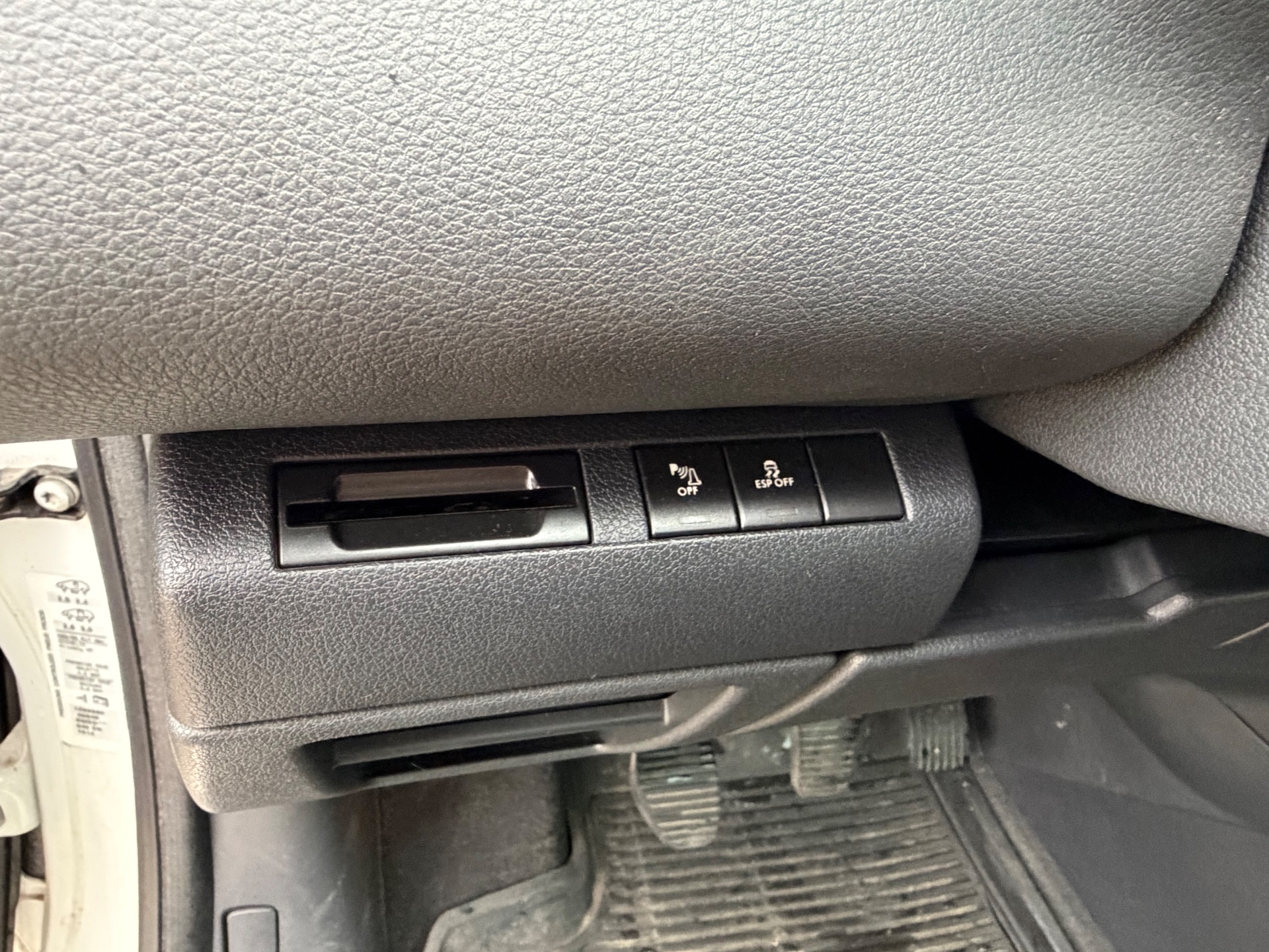 peugeot 3008 1.6thp 156ch prenium