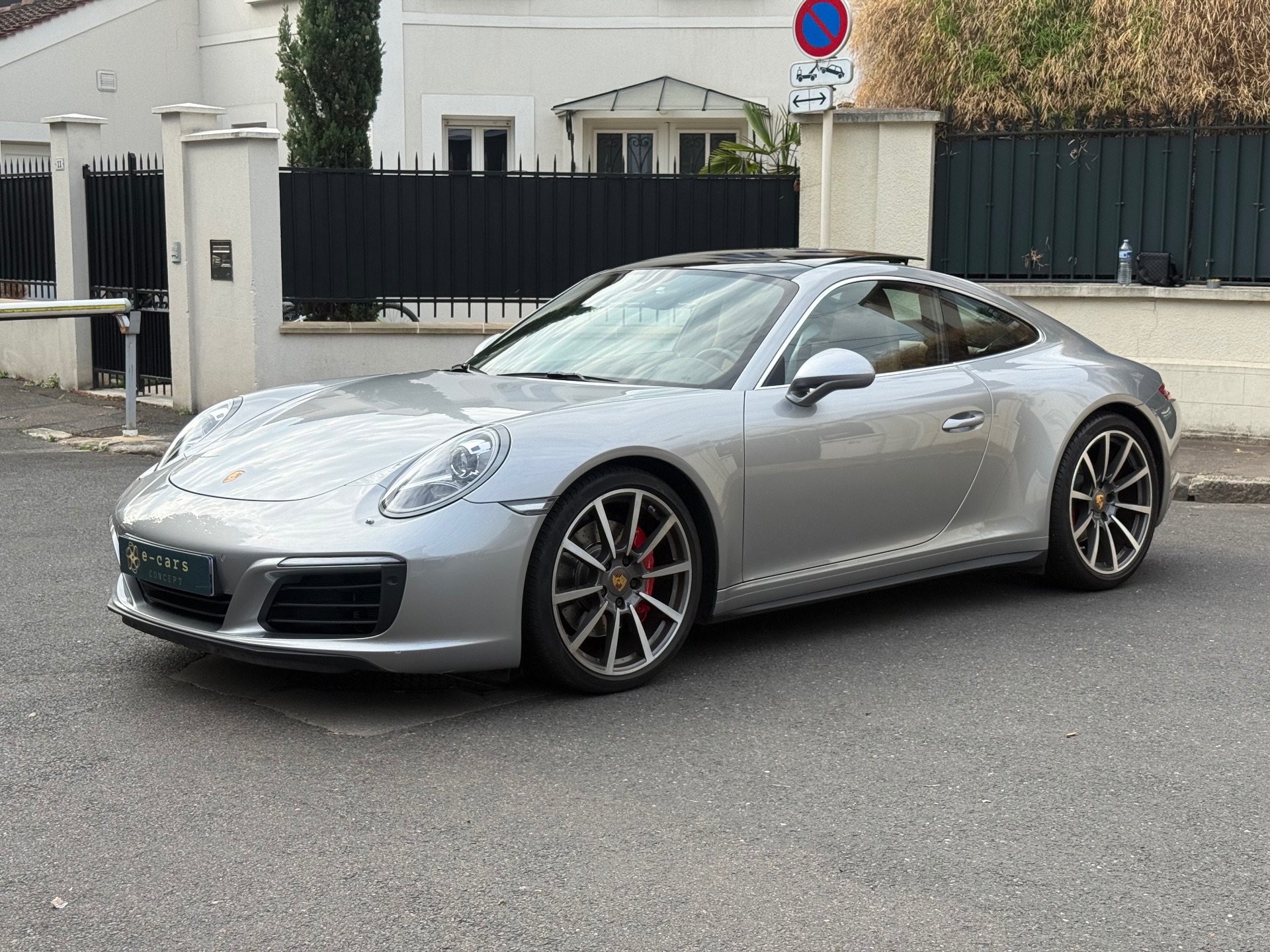 Porsche 911 4S 3.0 flat- 6 biturbo 420ch