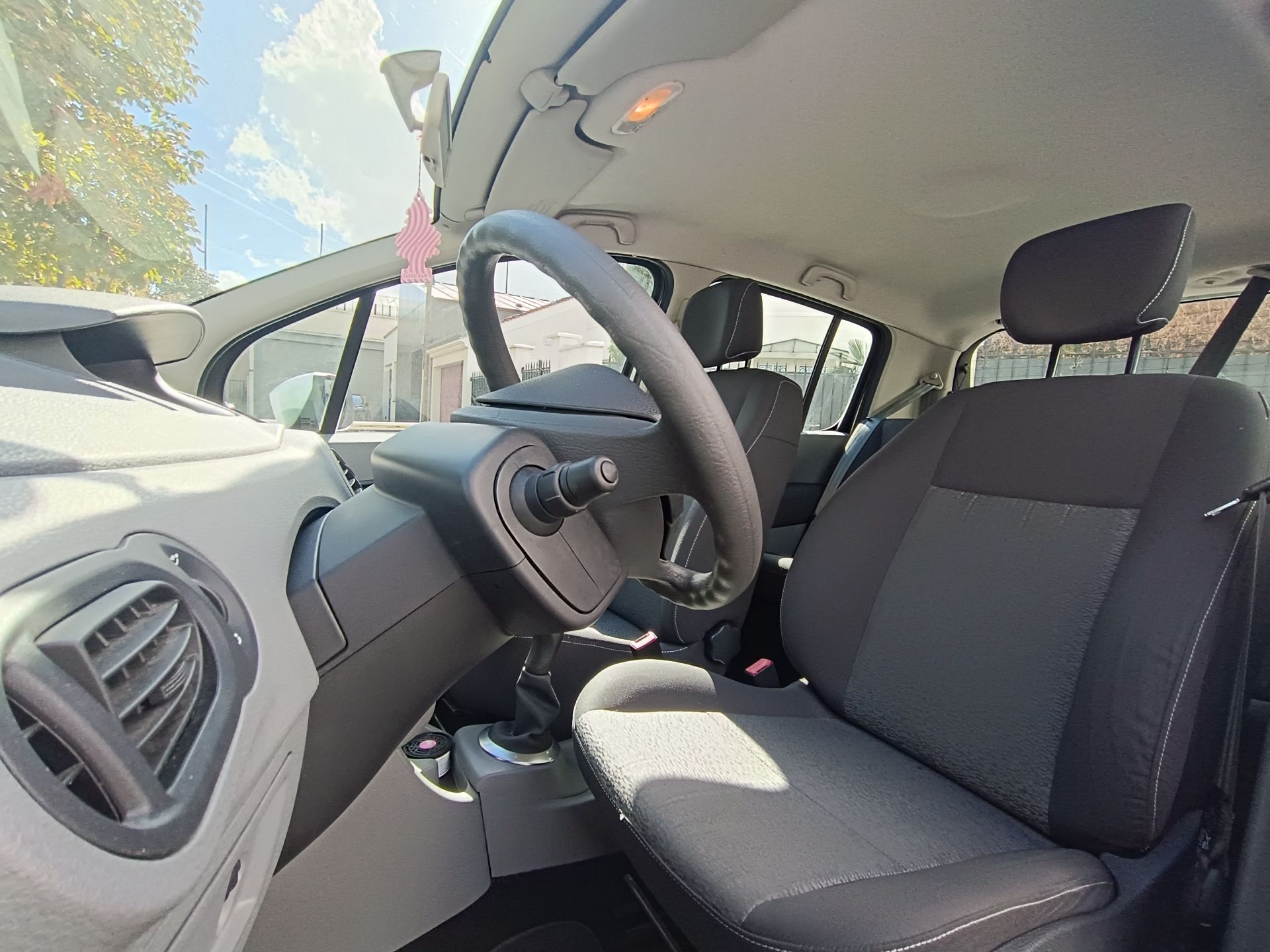 Renault MODUS 1.2i 75ch