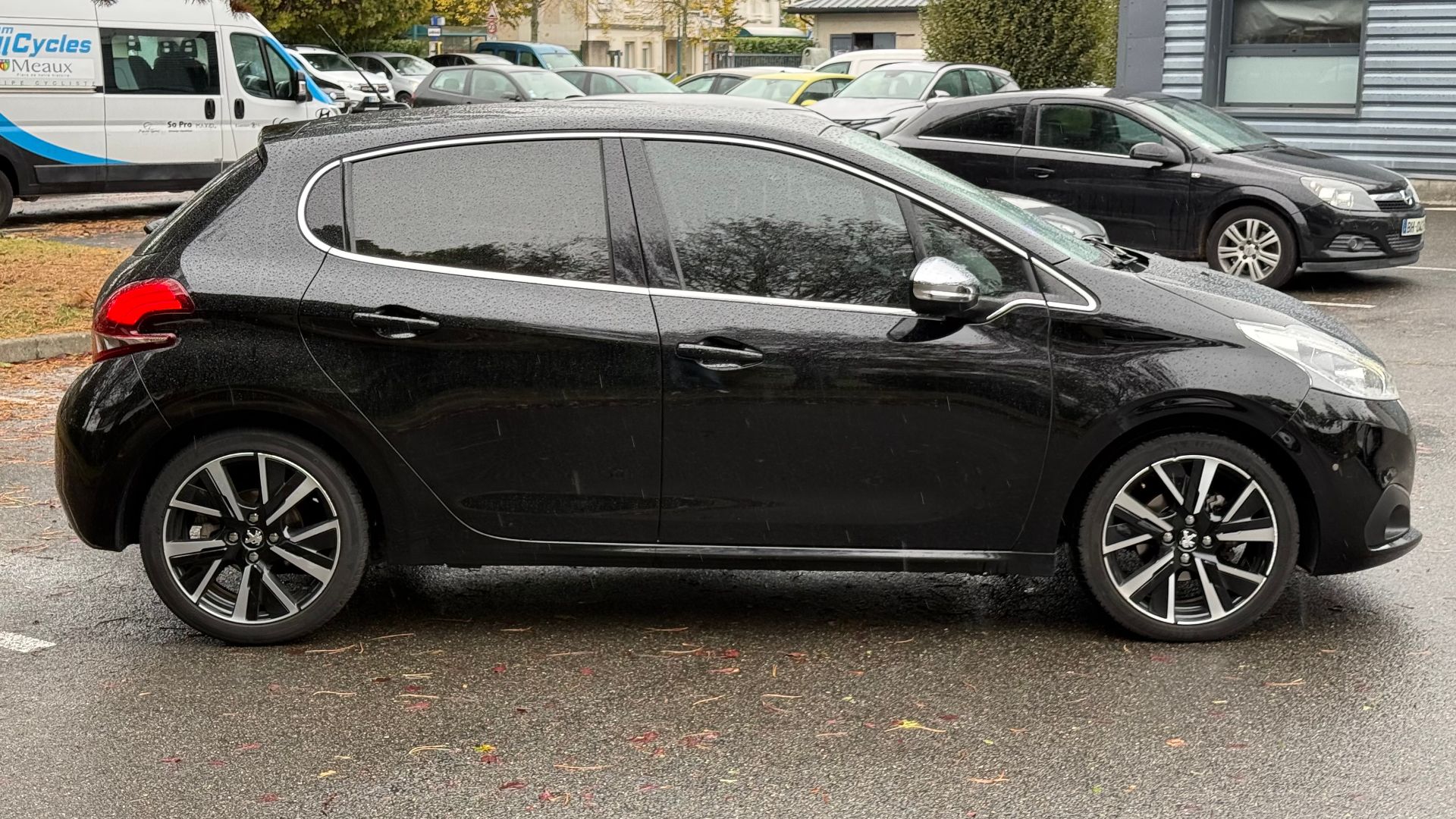 Peugeot 208 1.2 puretech Allure