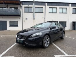 Volvo V40 1.6 122ch MOMENTUM