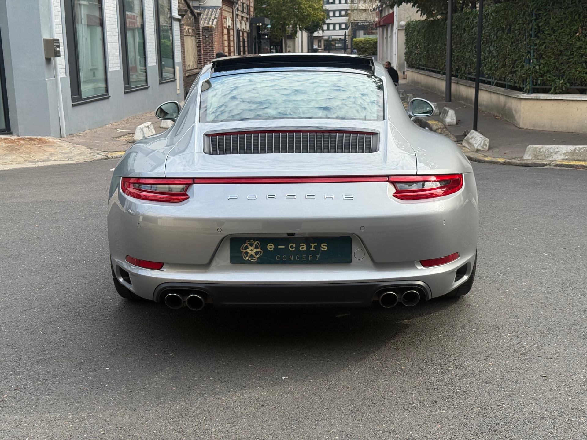 Porsche 911 4S 3.0 flat- 6 biturbo 420ch