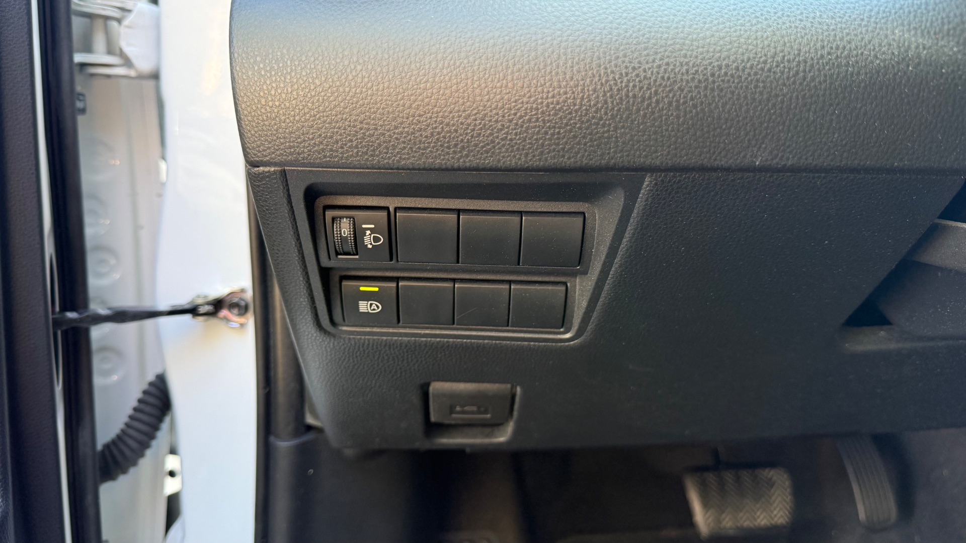 Toyota Yaris hybrid 136ch Design