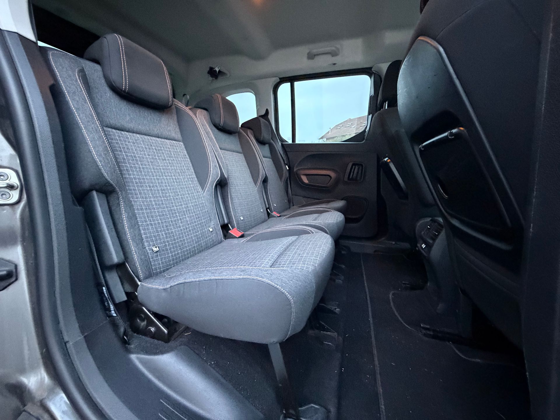 Peugeot Rifter 1.5HDI 130ch GT LINE