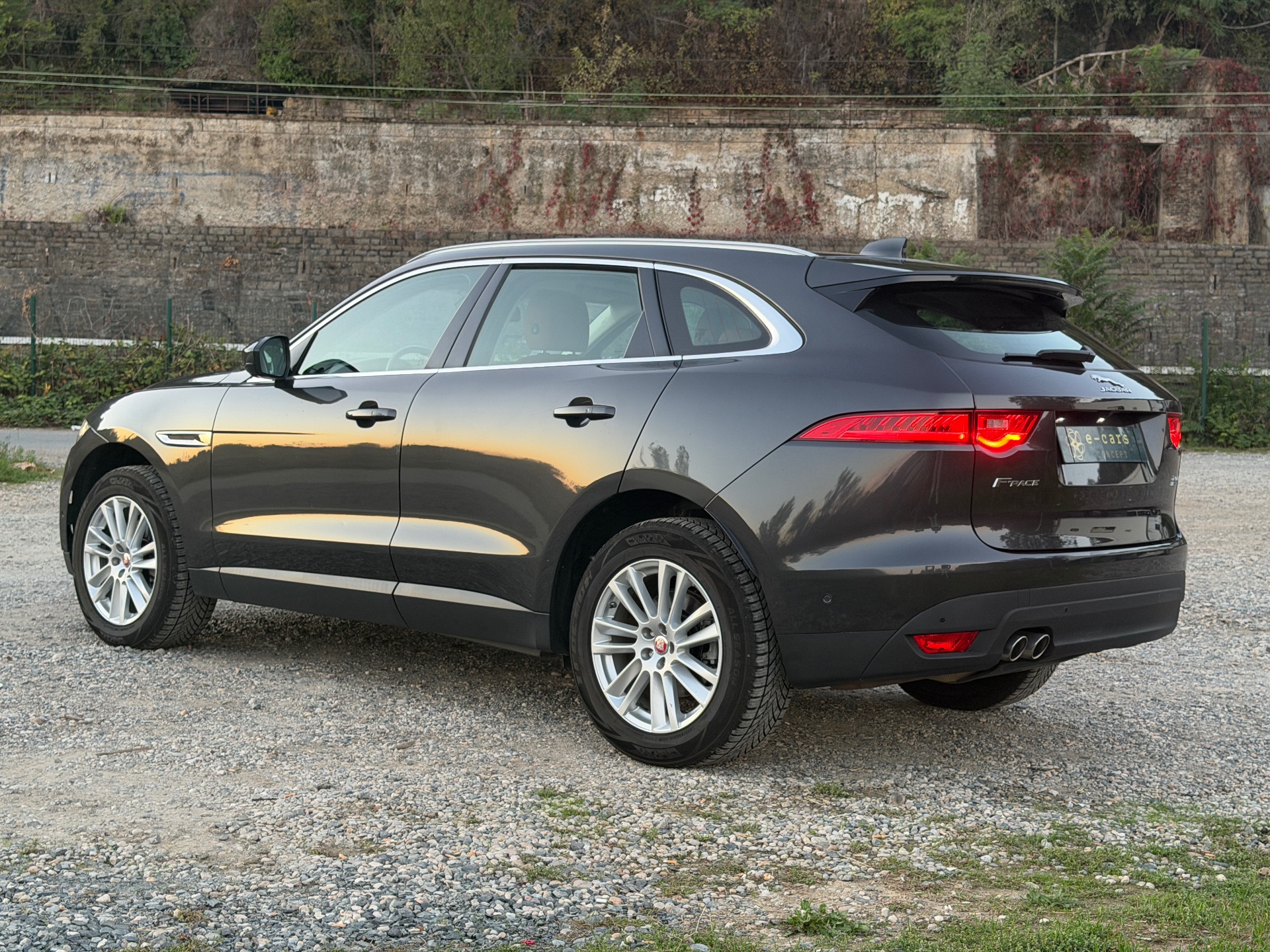 Jaguar F-Pace 2.0 D 180ch Portfolio 4X4