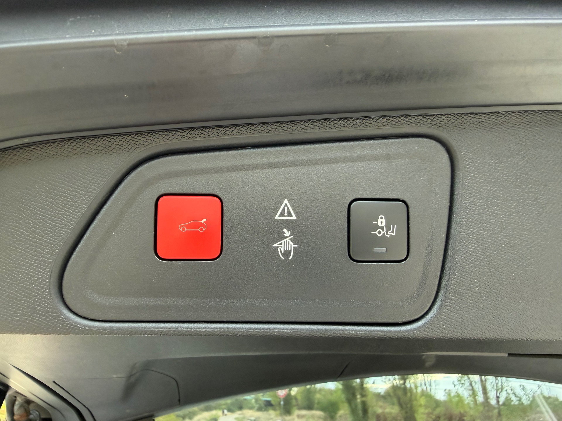 PEUGEOT 3008 1.2 puretech 130ch Allure