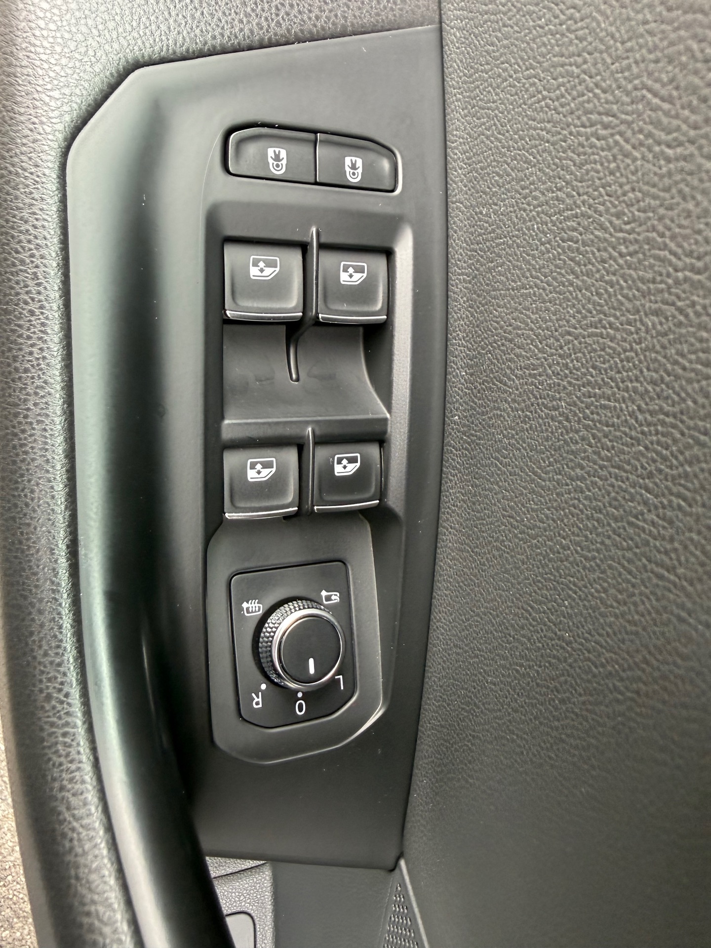 Volkswagen Touareg 3.0 TDI V6 4 MOTION 286ch R-line